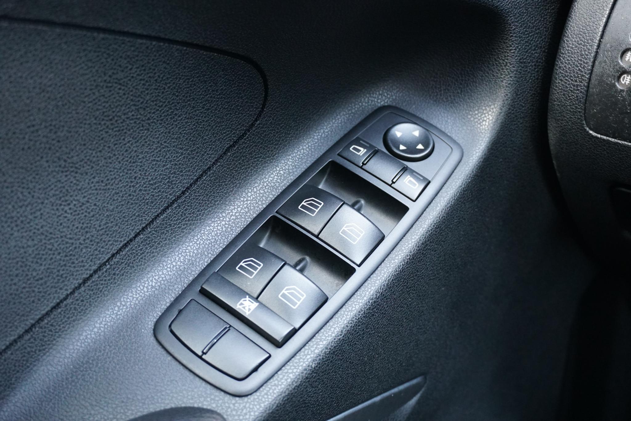 Foto van Mercedes-Benz ML 500