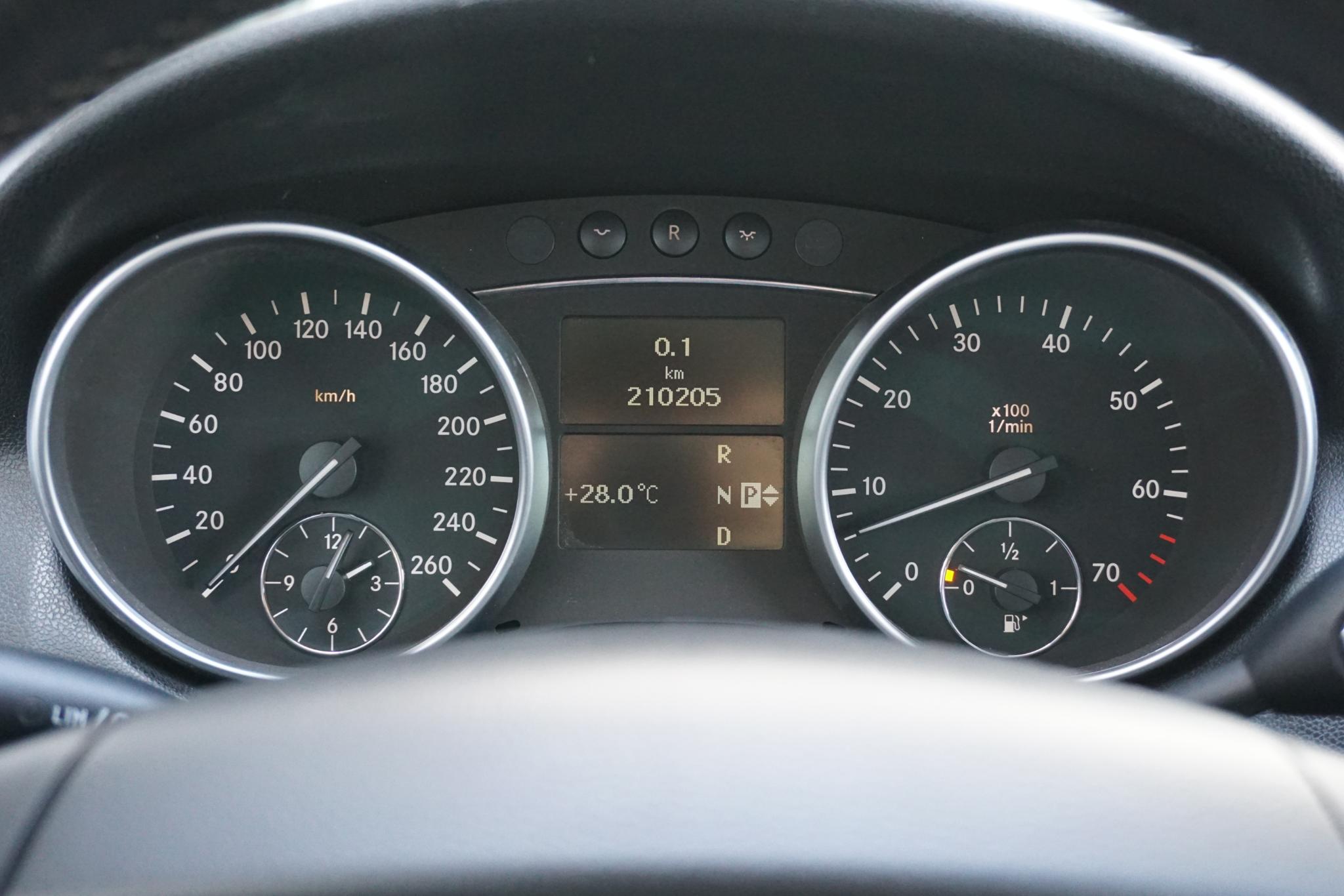 Foto van Mercedes-Benz ML 500
