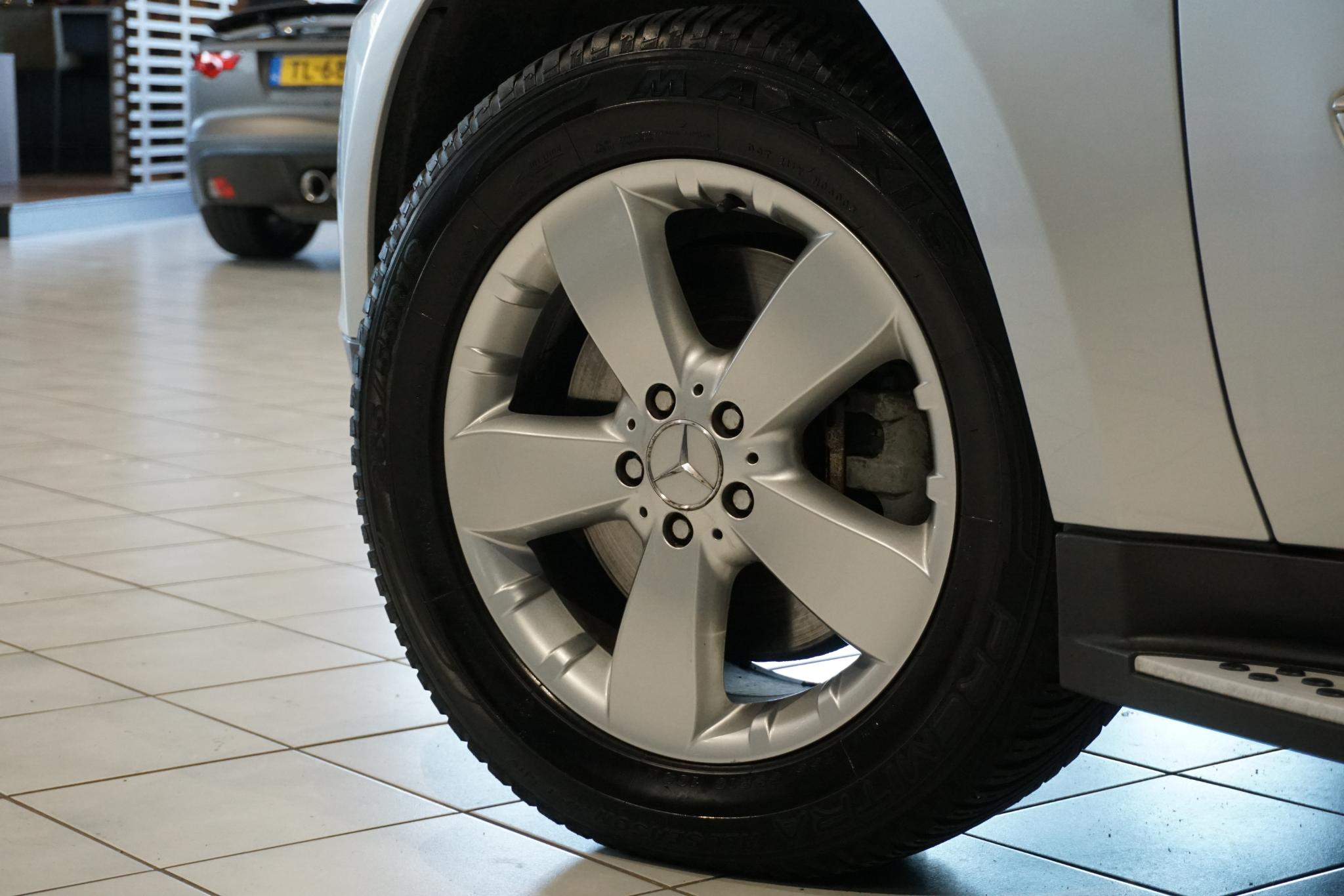 Foto van Mercedes-Benz ML 500