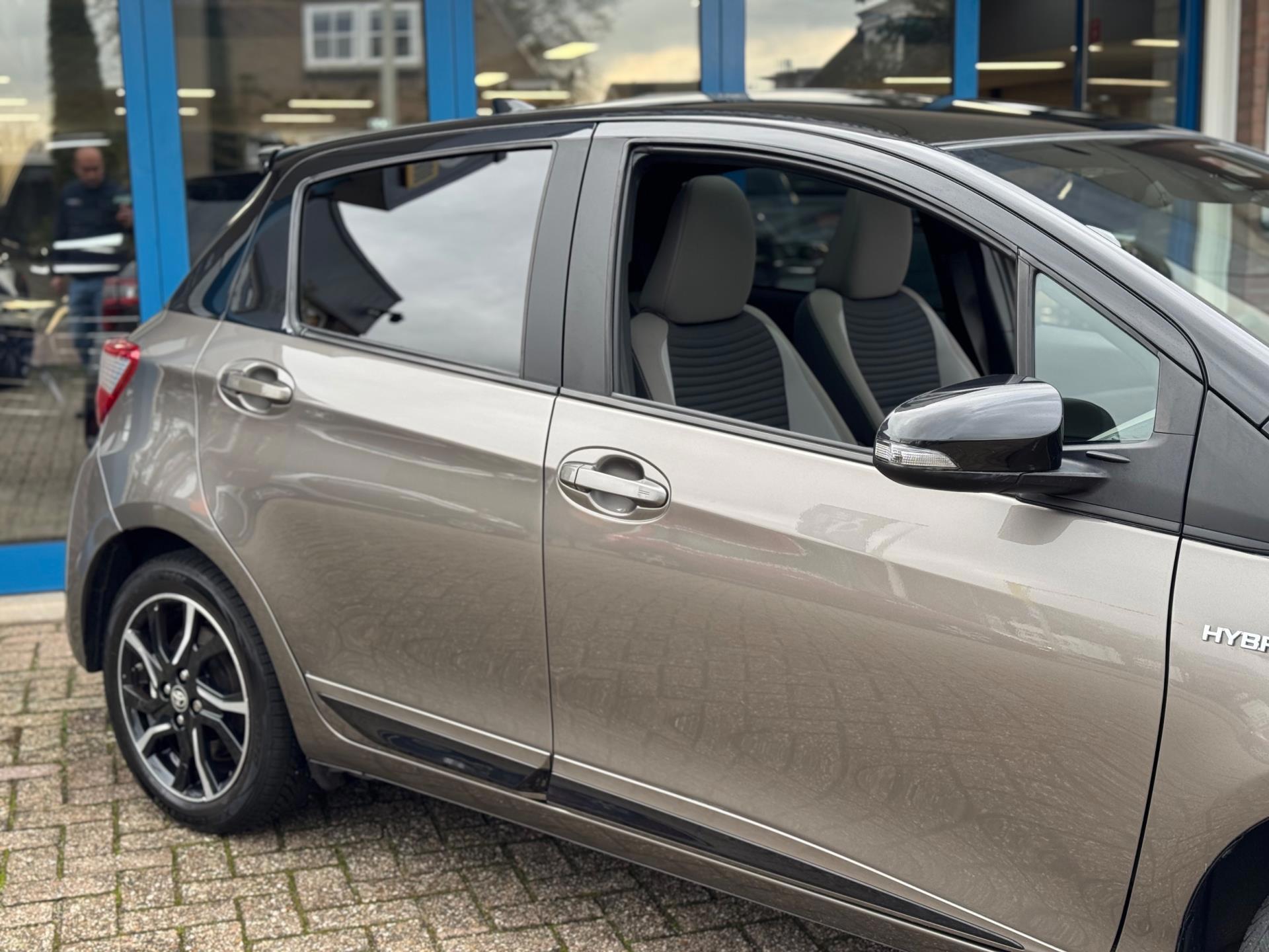 Foto van Toyota Toyota Yaris Hybrid