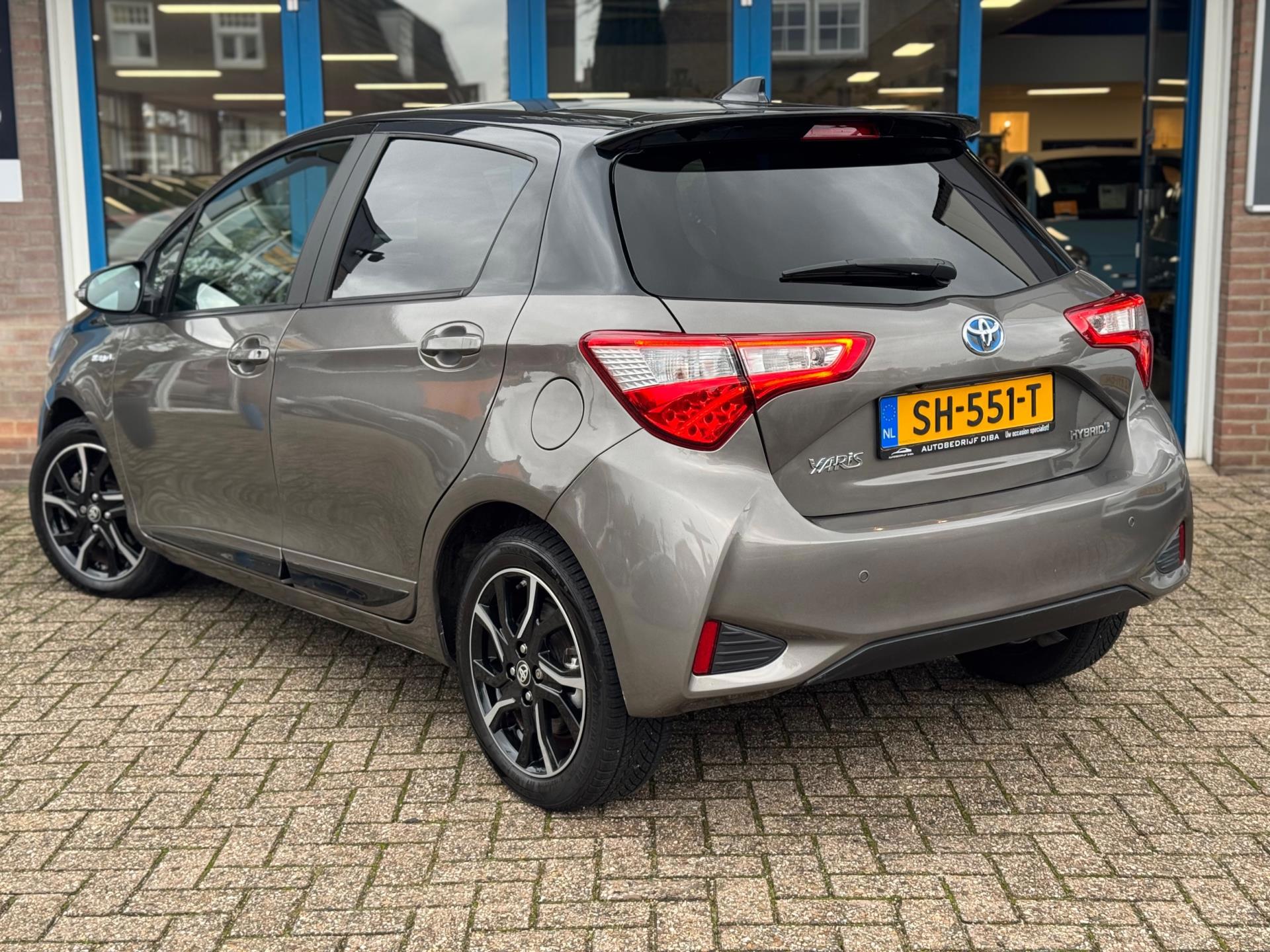 Foto van Toyota Toyota Yaris Hybrid