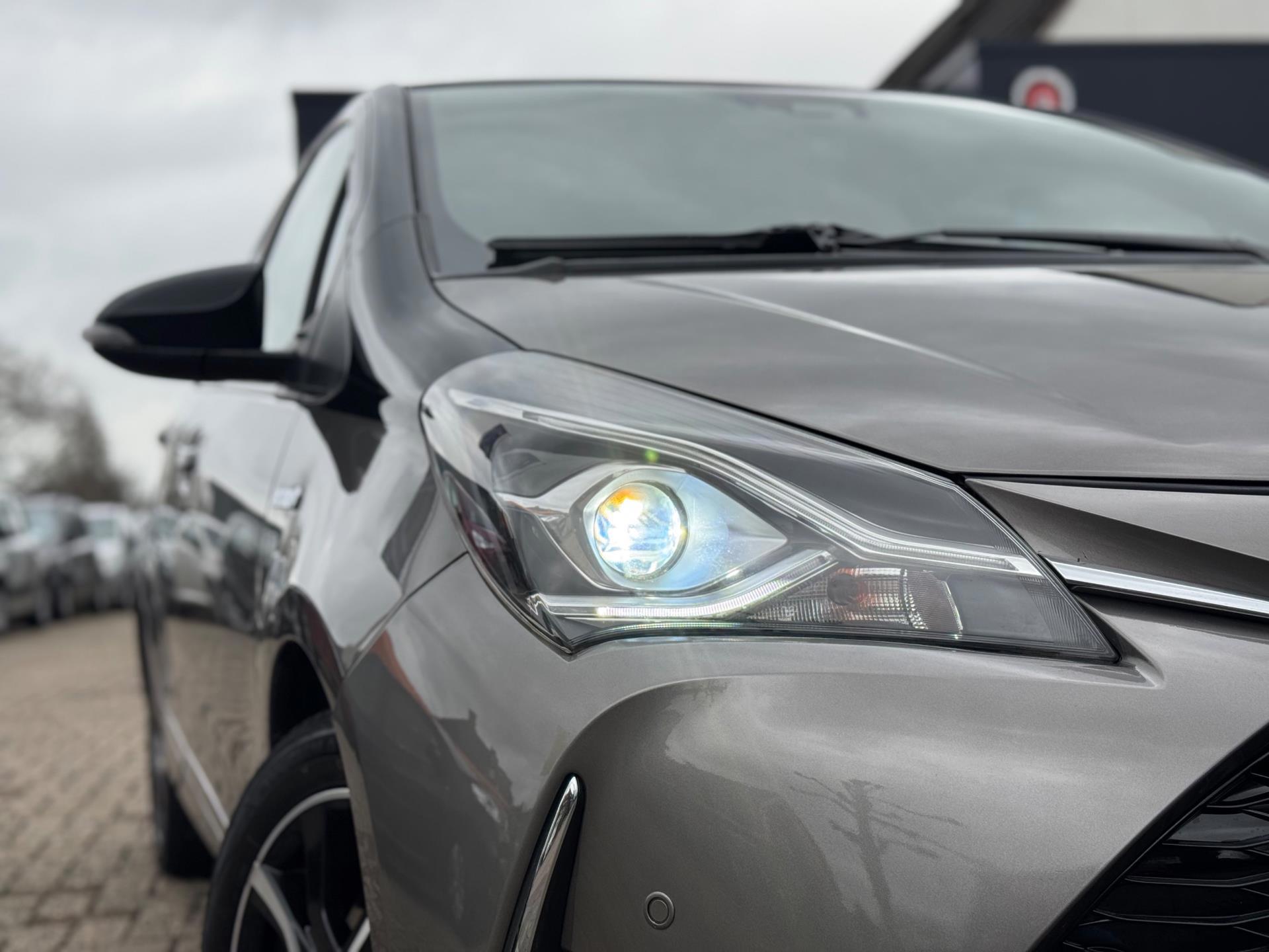 Foto van Toyota Toyota Yaris Hybrid