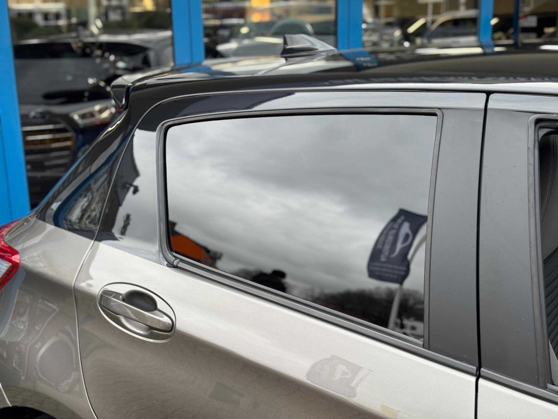 Foto van Toyota Toyota Yaris Hybrid