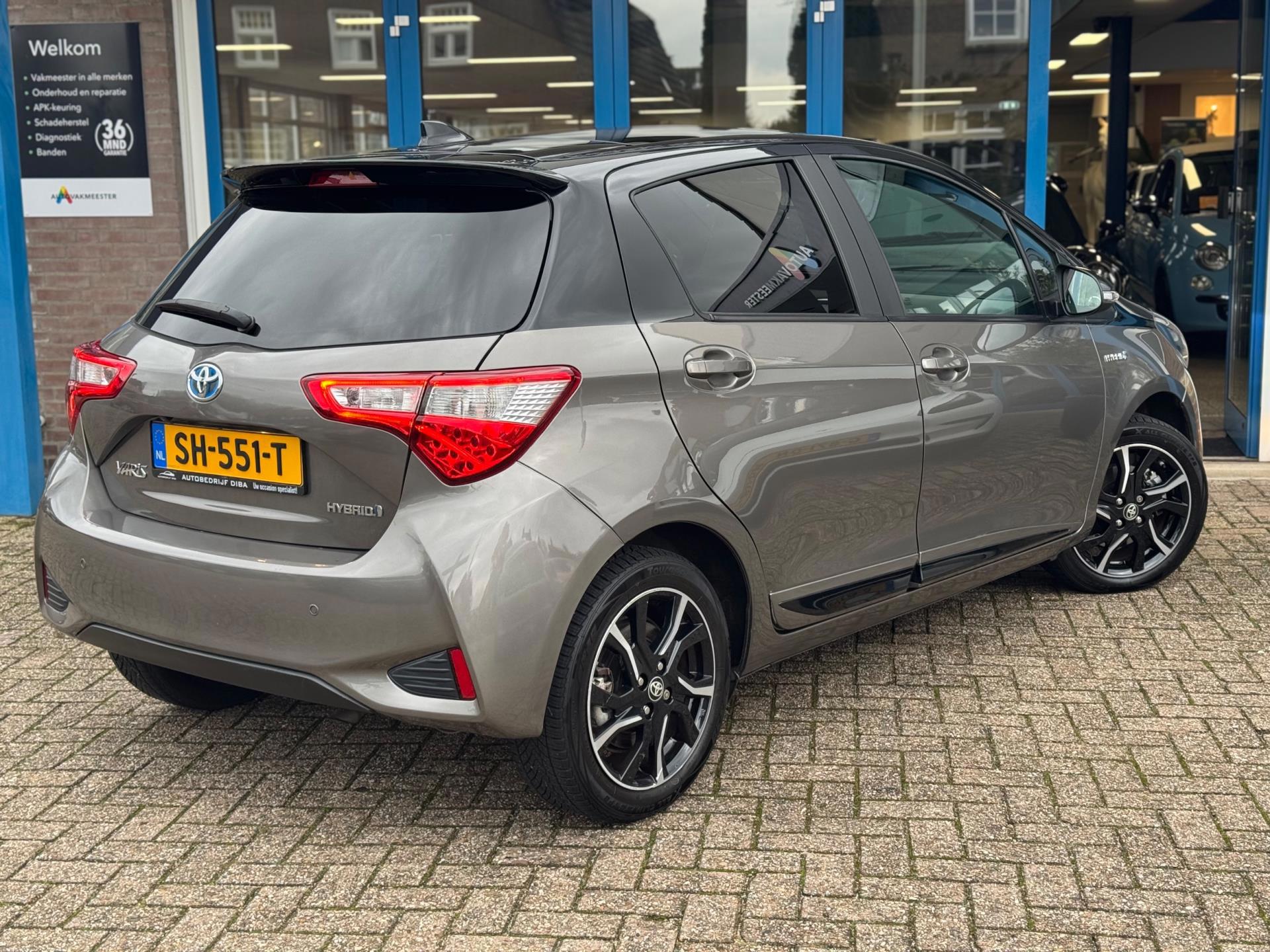 Foto van Toyota Toyota Yaris Hybrid