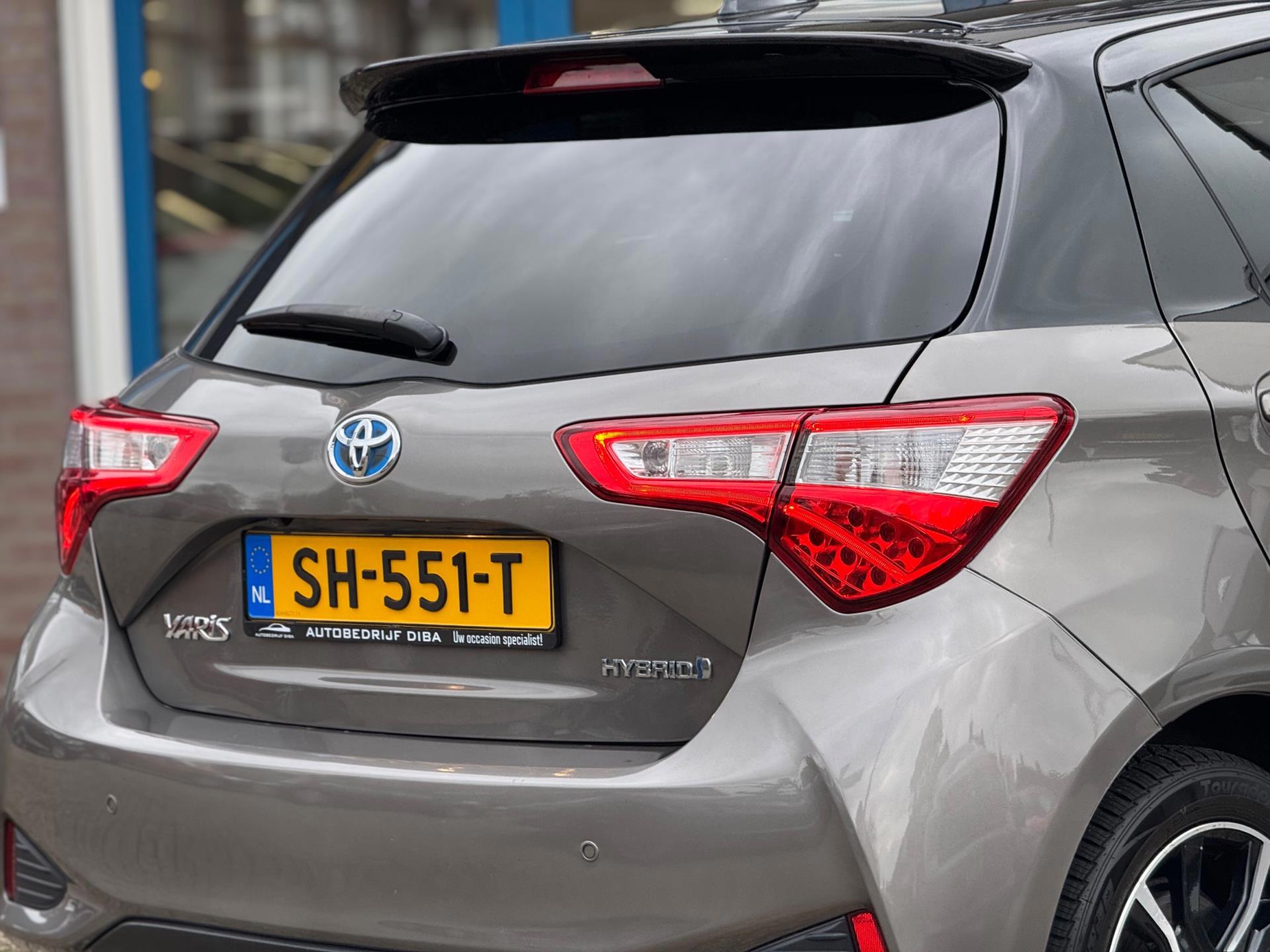 Foto van Toyota Toyota Yaris Hybrid
