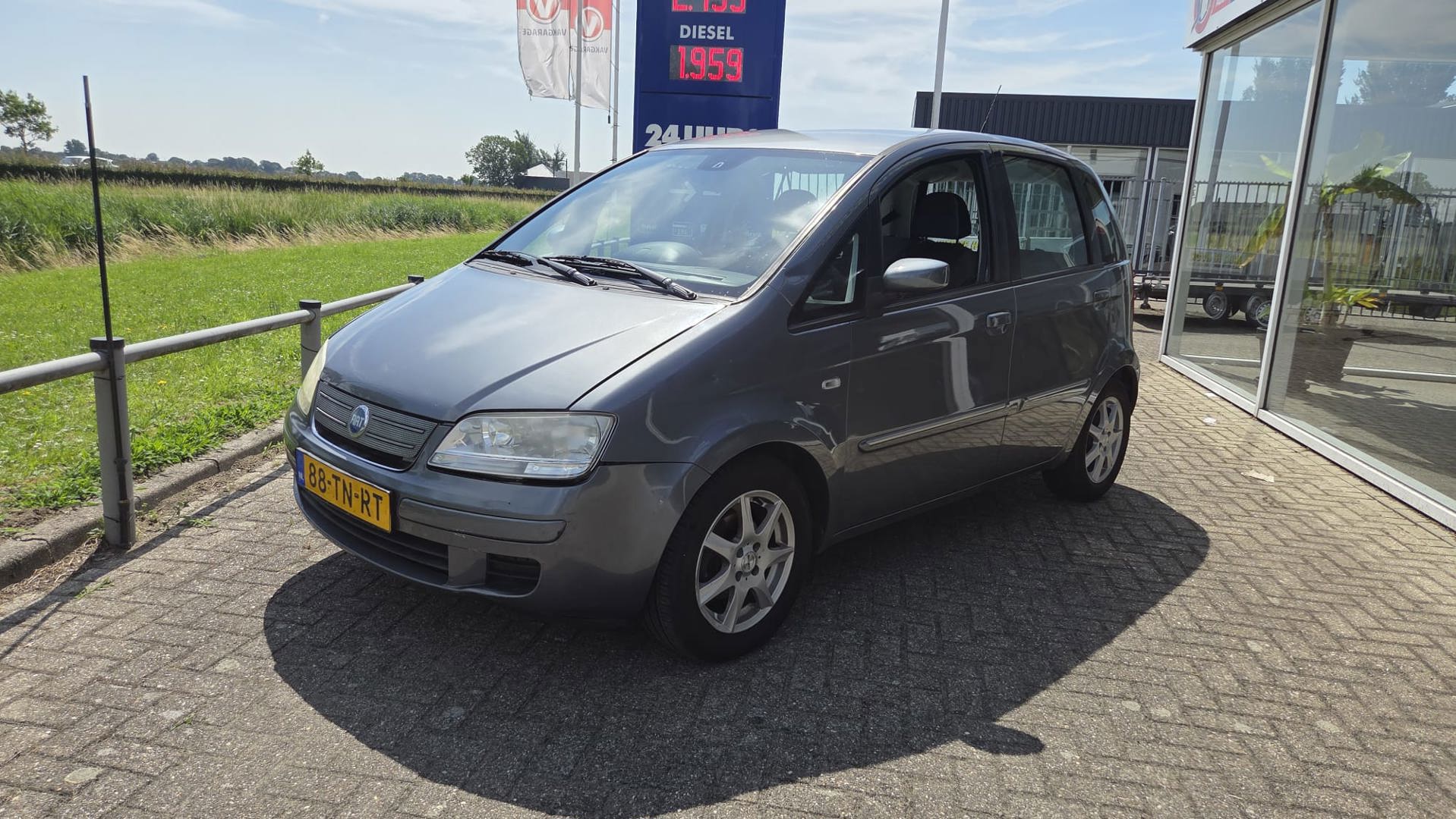 Foto van Fiat Fiat Idea