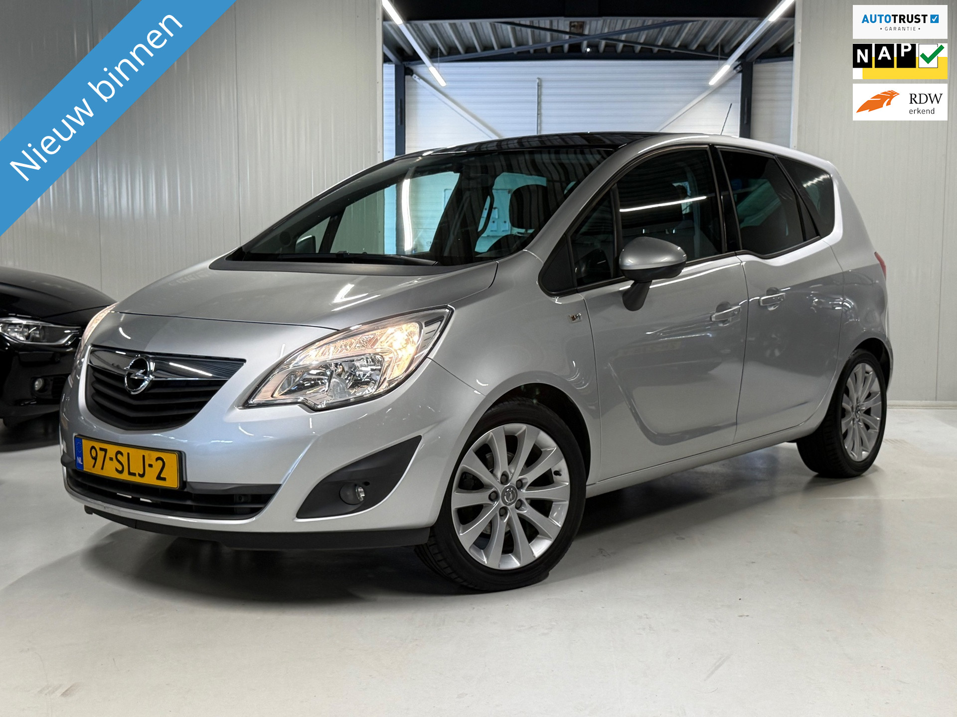 Opel Meriva 1.4 Turbo Edition Airco|Trekhaak|Nieuw apk 2011 - voorkant
