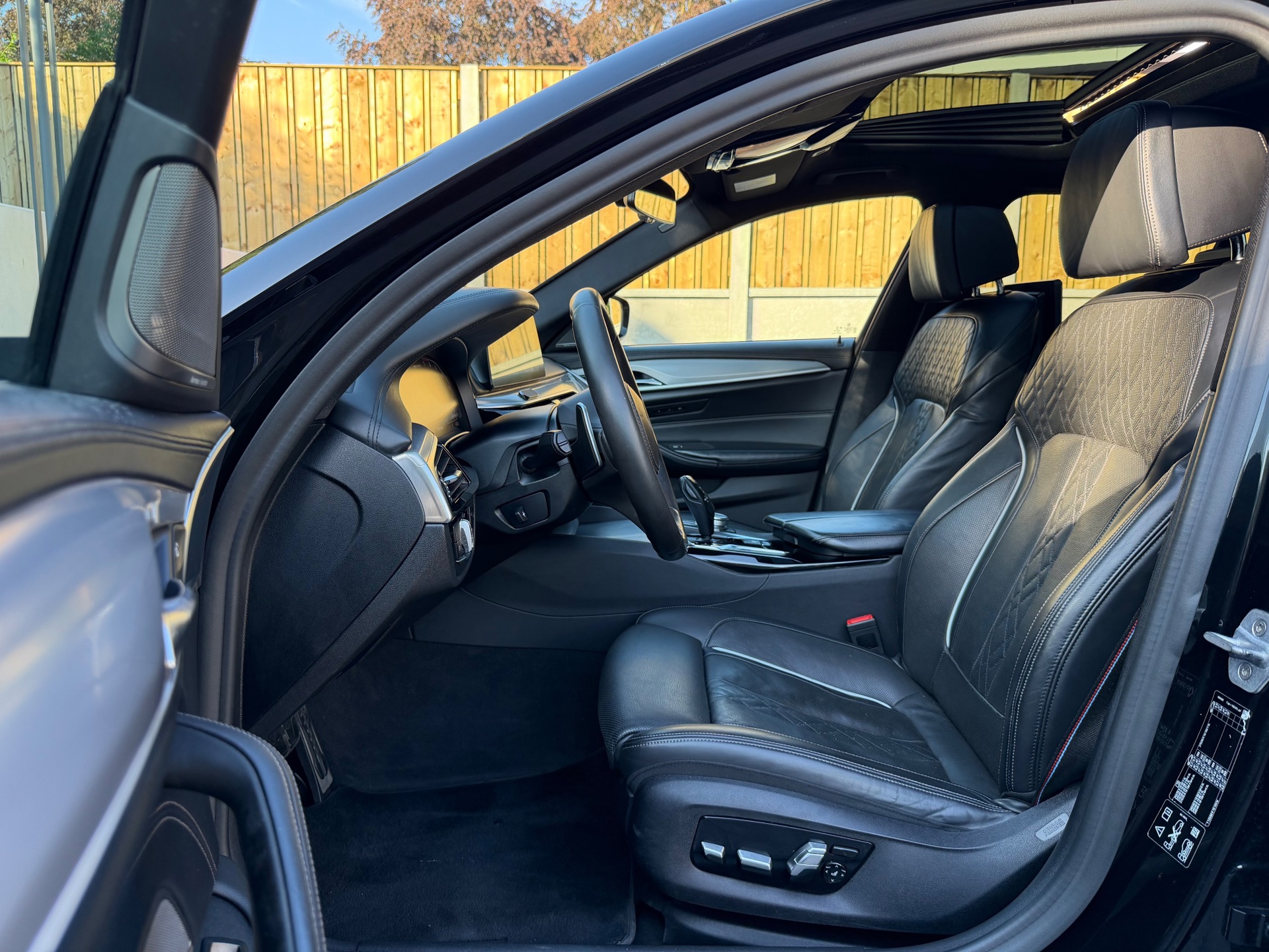 Foto van BMW M550i xDrive