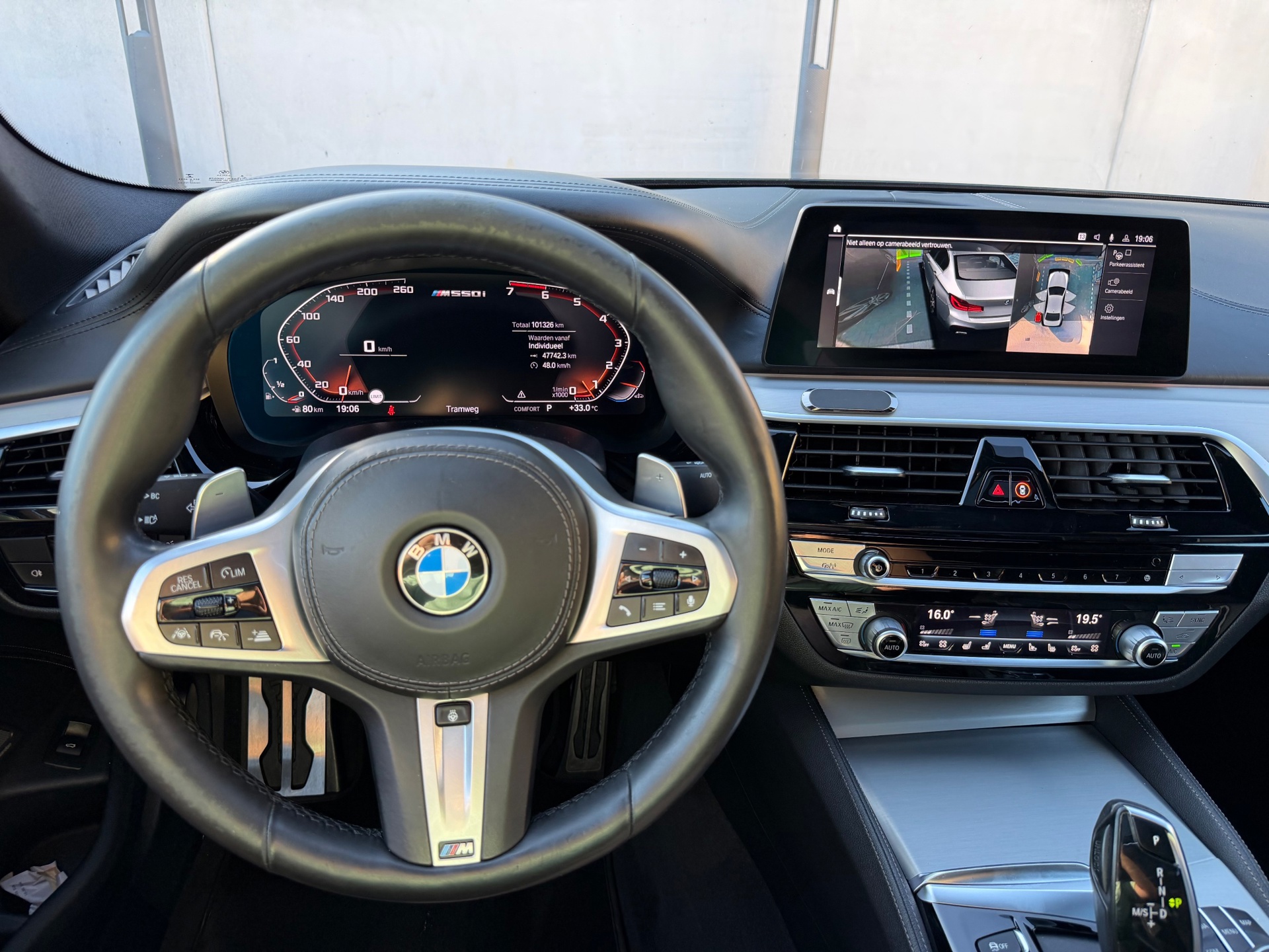 Foto van BMW M550i xDrive