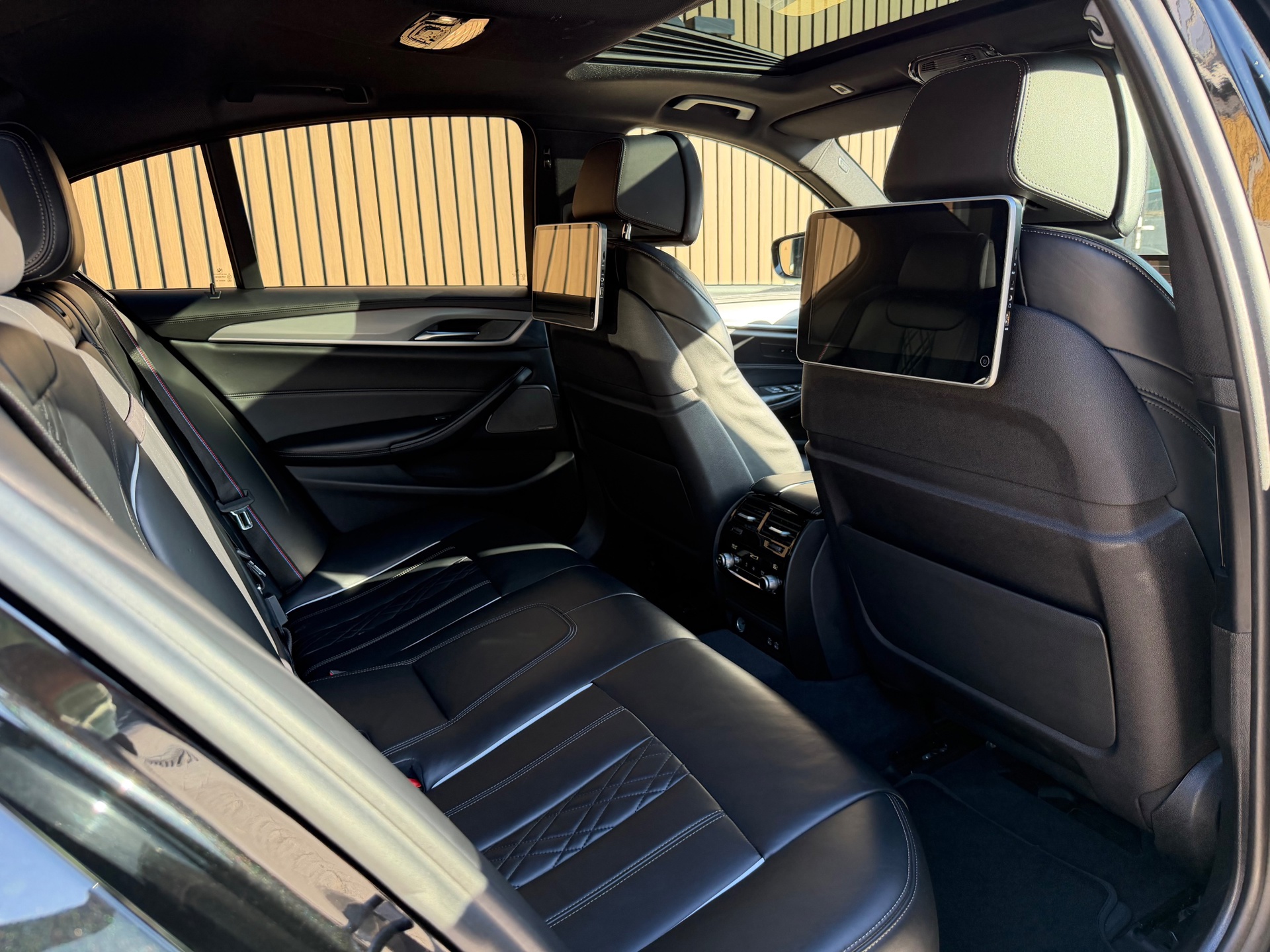 Foto van BMW M550i xDrive