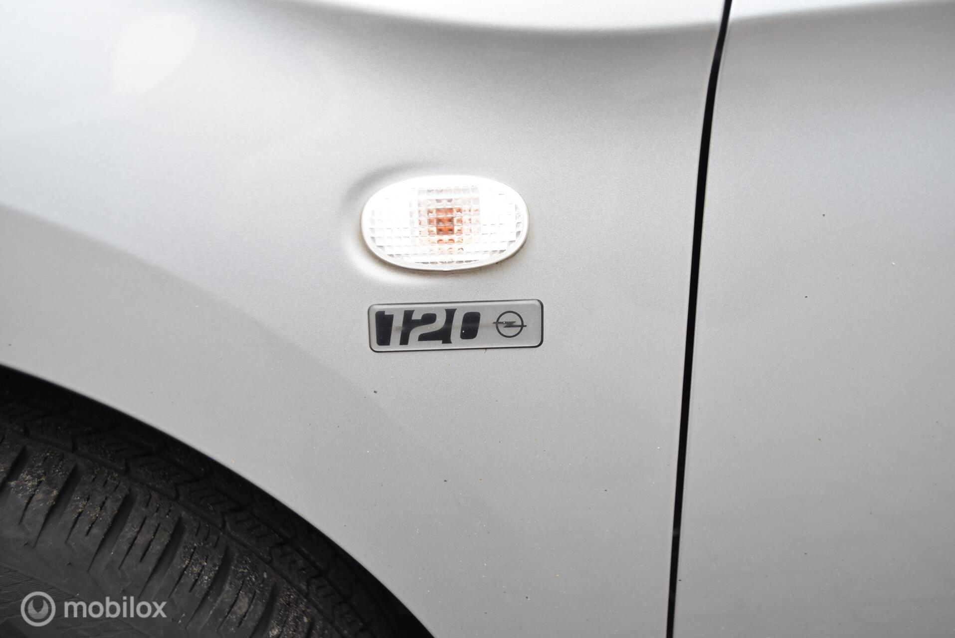 Foto van Opel Karl / Viva