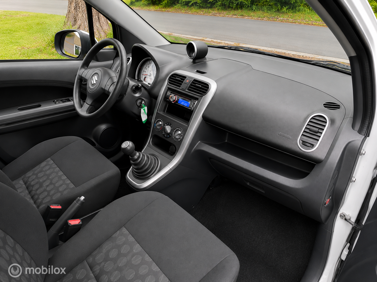 Foto van Suzuki Splash