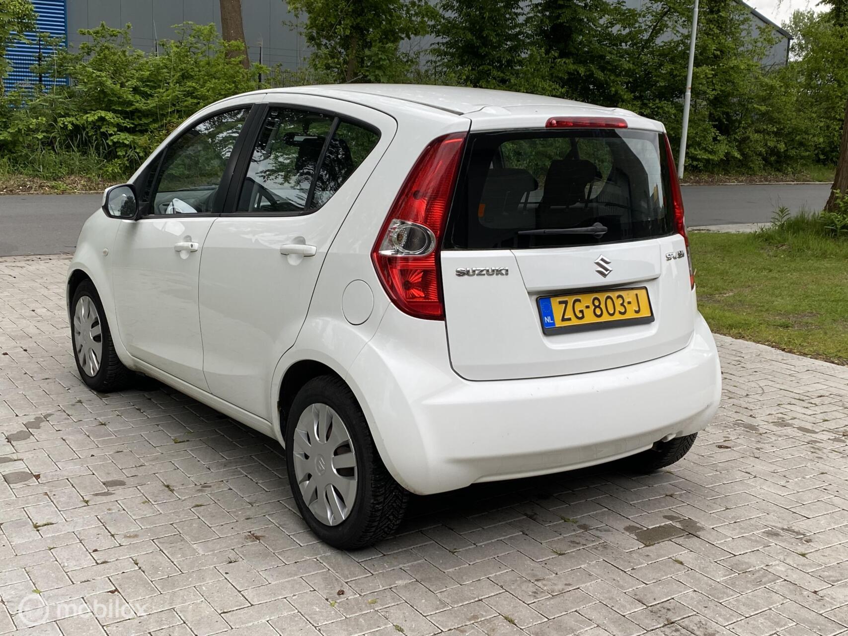 Foto van Suzuki Splash