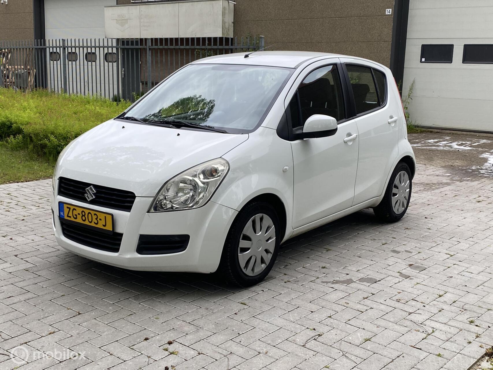 Foto van Suzuki Splash