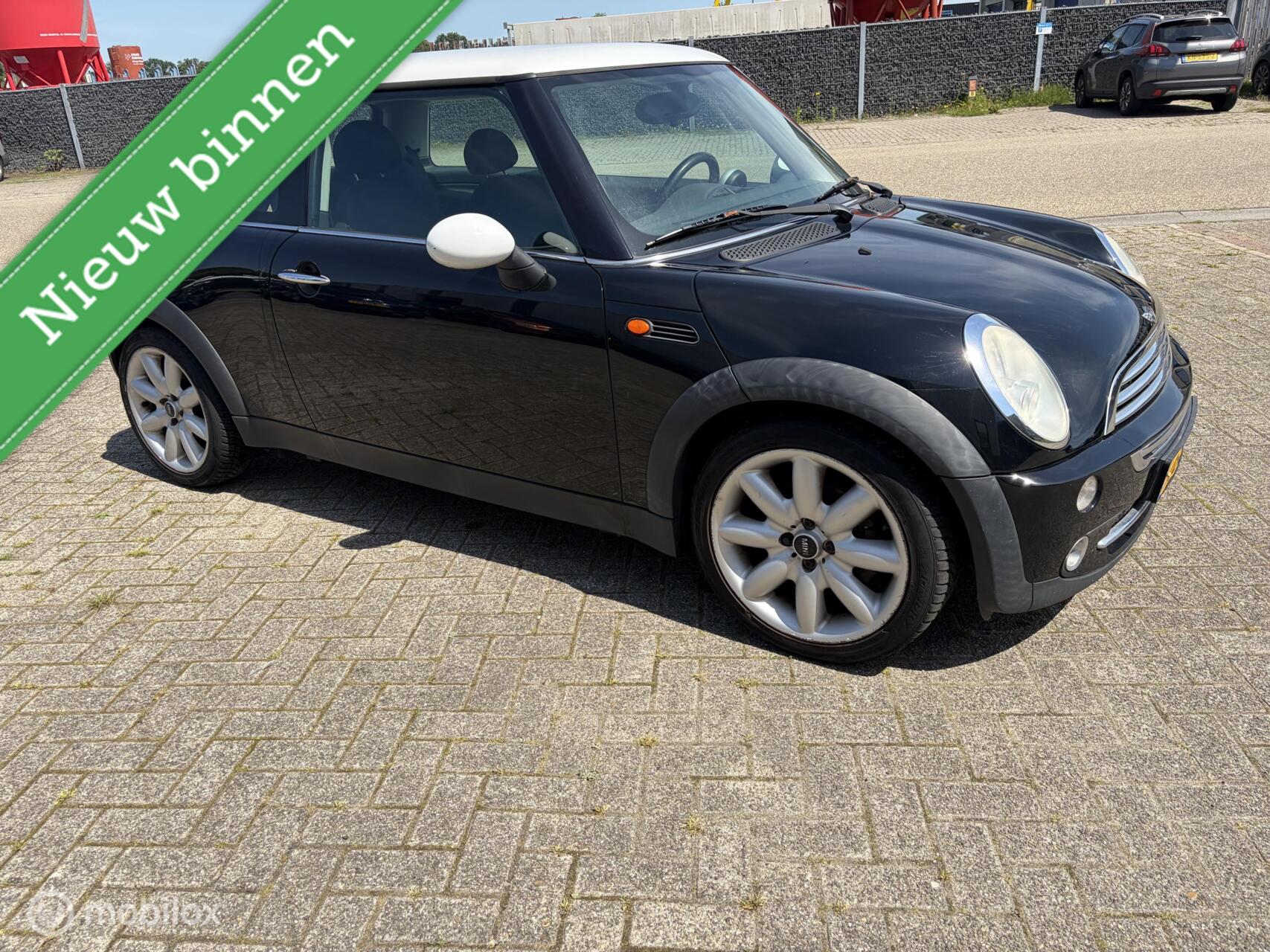 Foto van MINI MINI COOPER