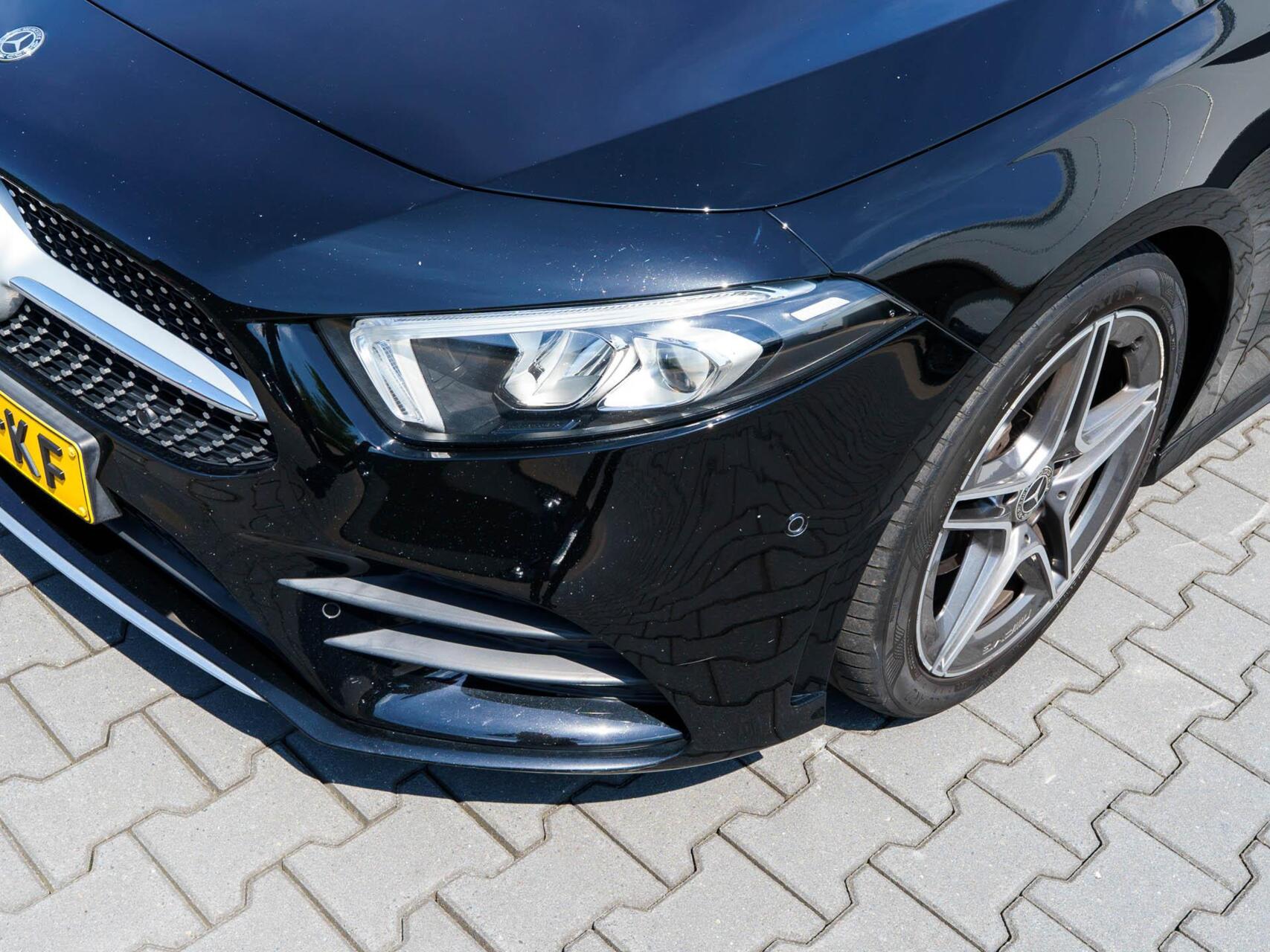 Foto van Mercedes-Benz A 180