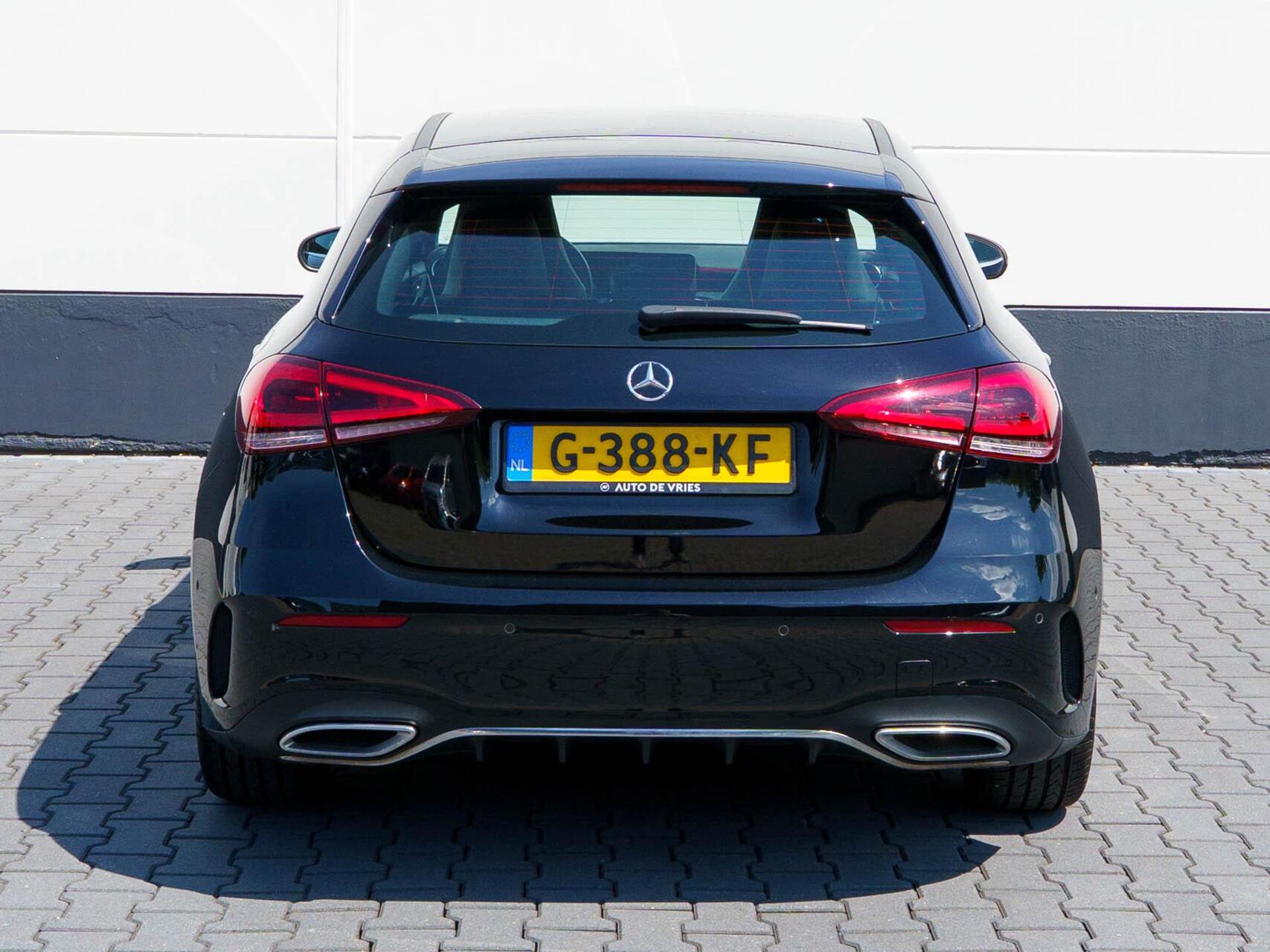 Foto van Mercedes-Benz A 180