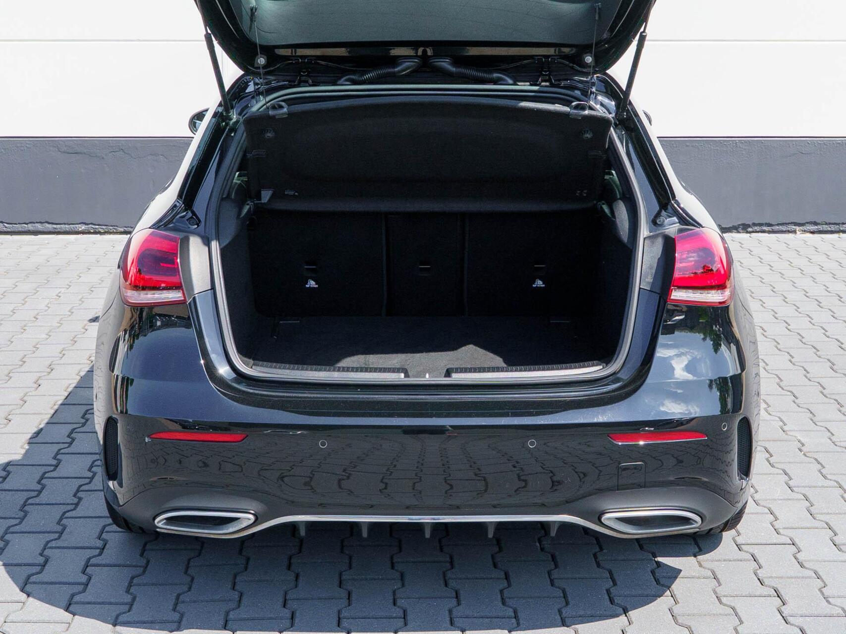 Foto van Mercedes-Benz A 180