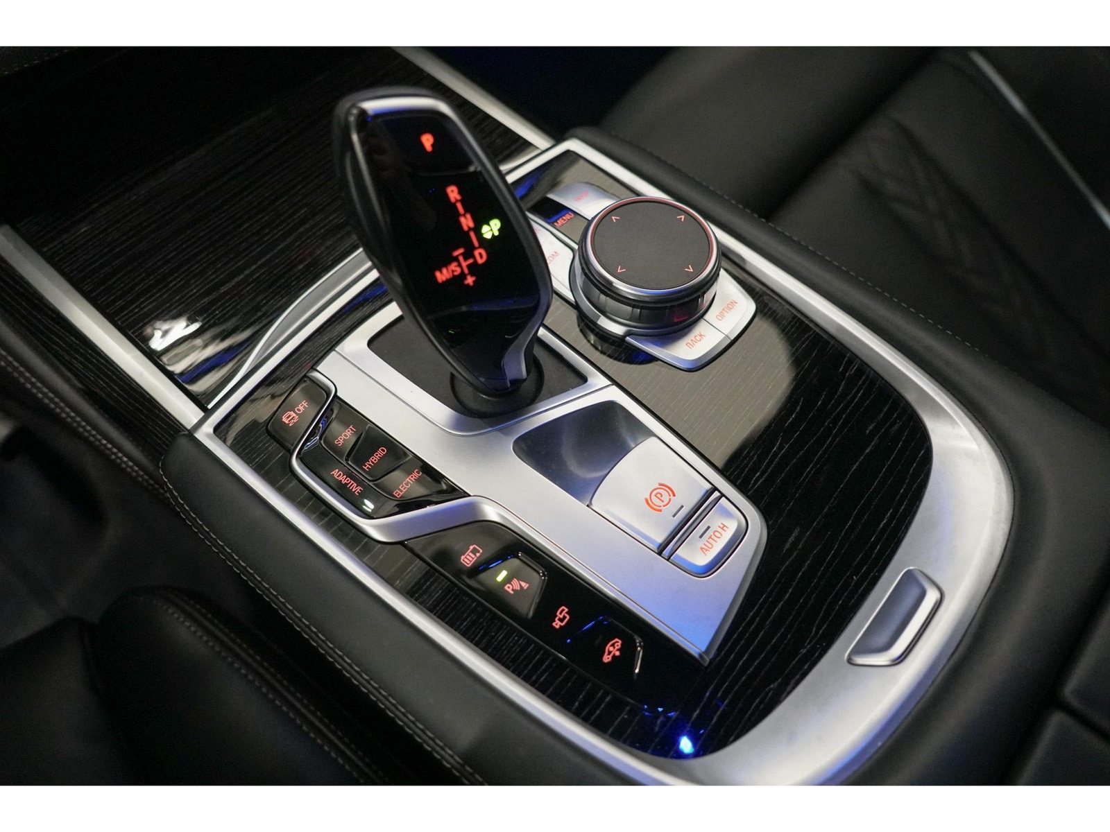 Foto van BMW 745e