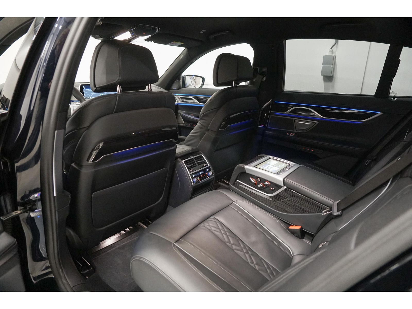 Foto van BMW 745e