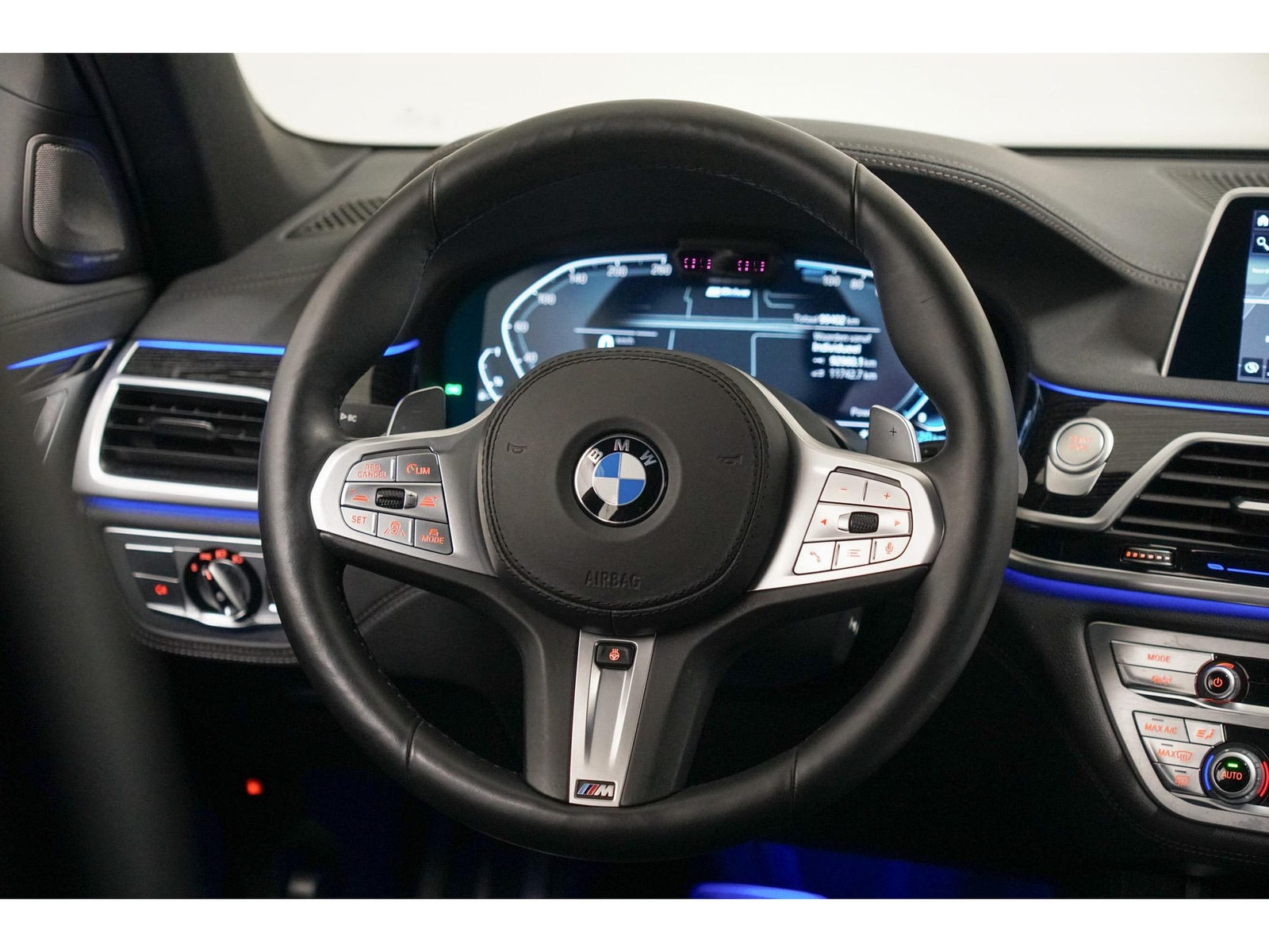 Foto van BMW 745e