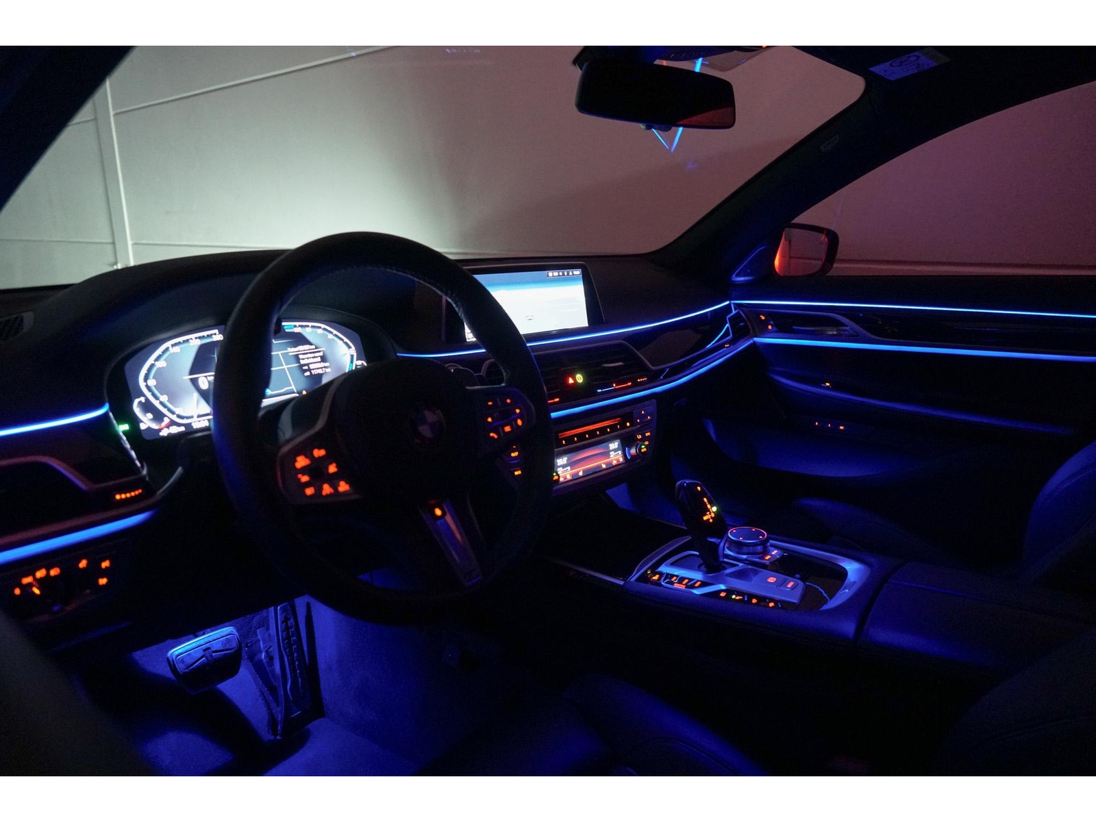 Foto van BMW 745e