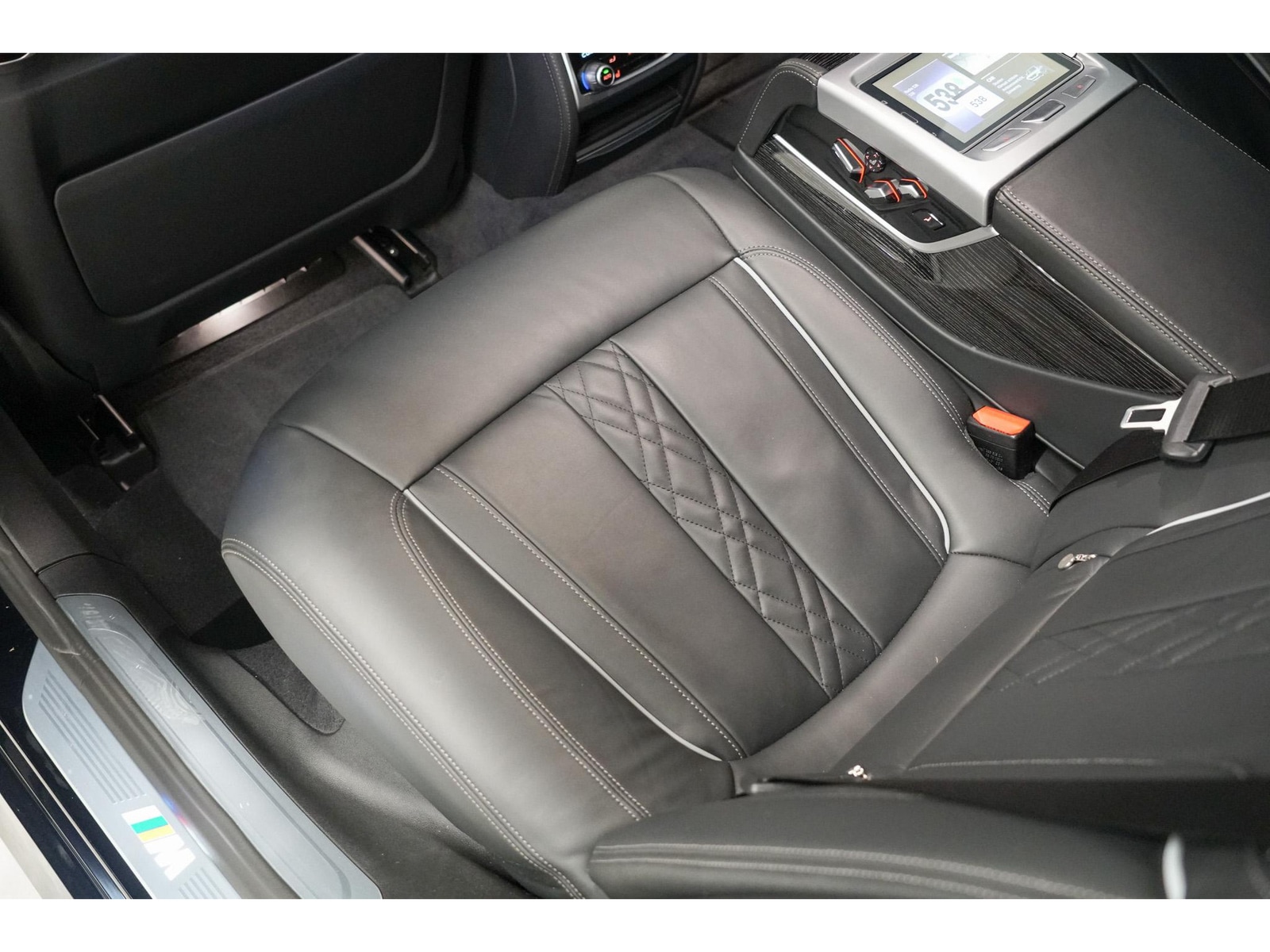 Foto van BMW 745e