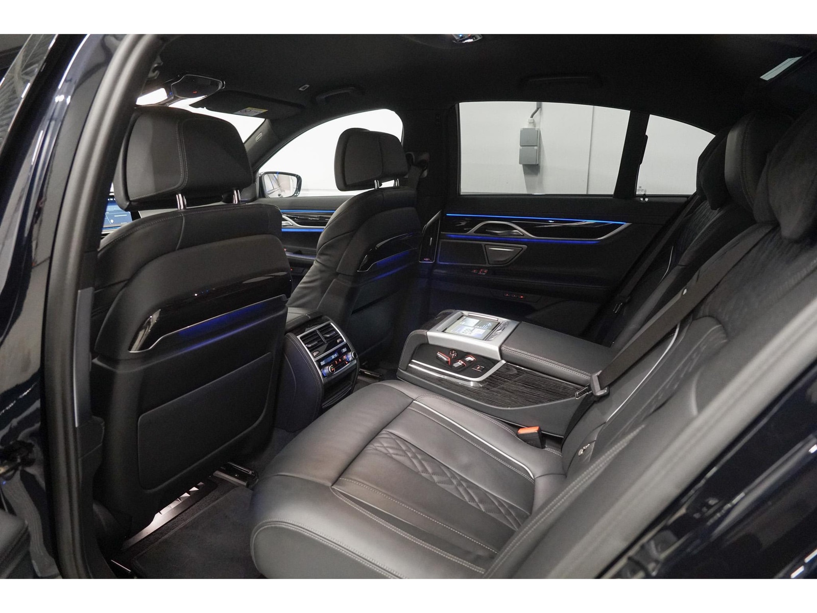 Foto van BMW 745e