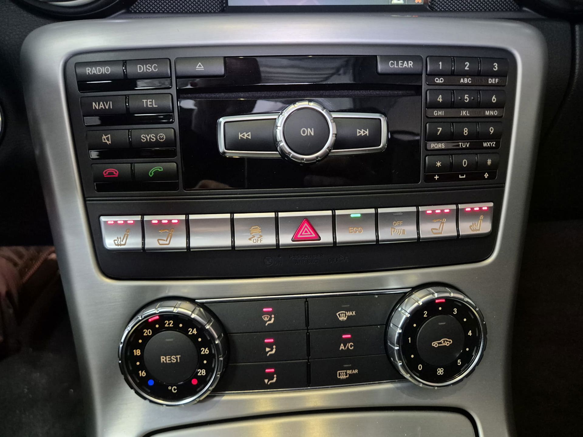 Foto van Mercedes-Benz SLK 200