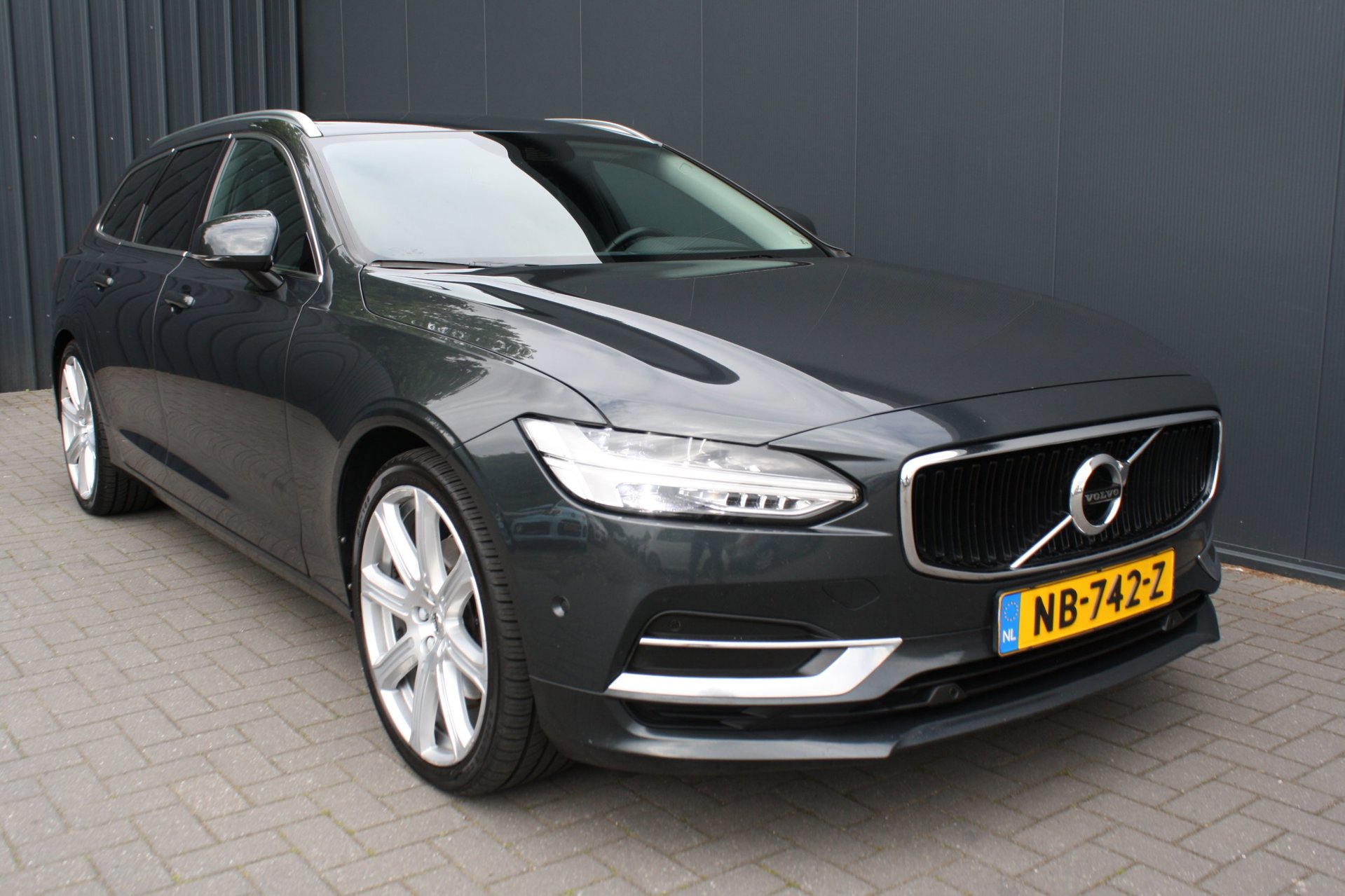 Foto van Volvo V90