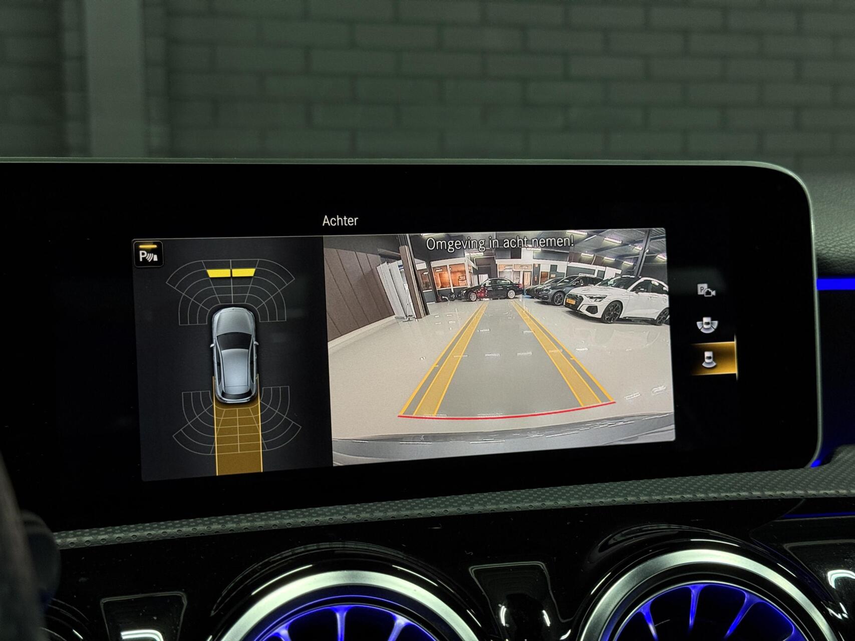 Foto van Mercedes-Benz A 200