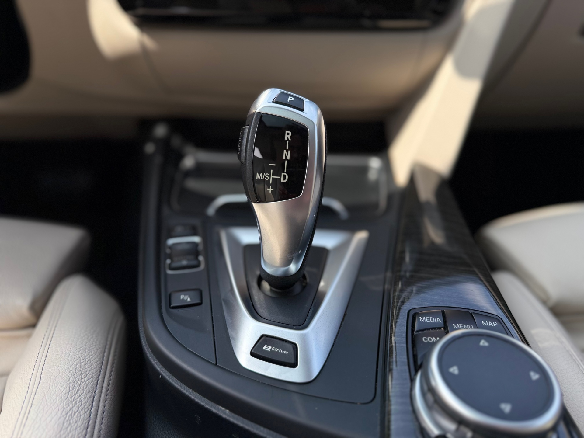 Foto van BMW 330e Iperformance