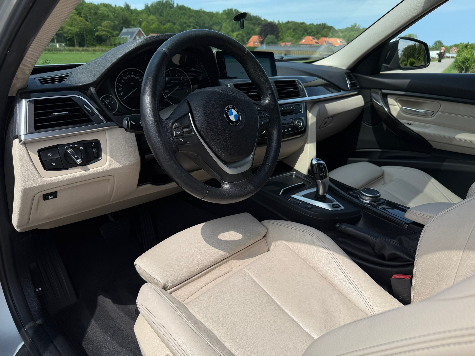 Foto van BMW 330e Iperformance