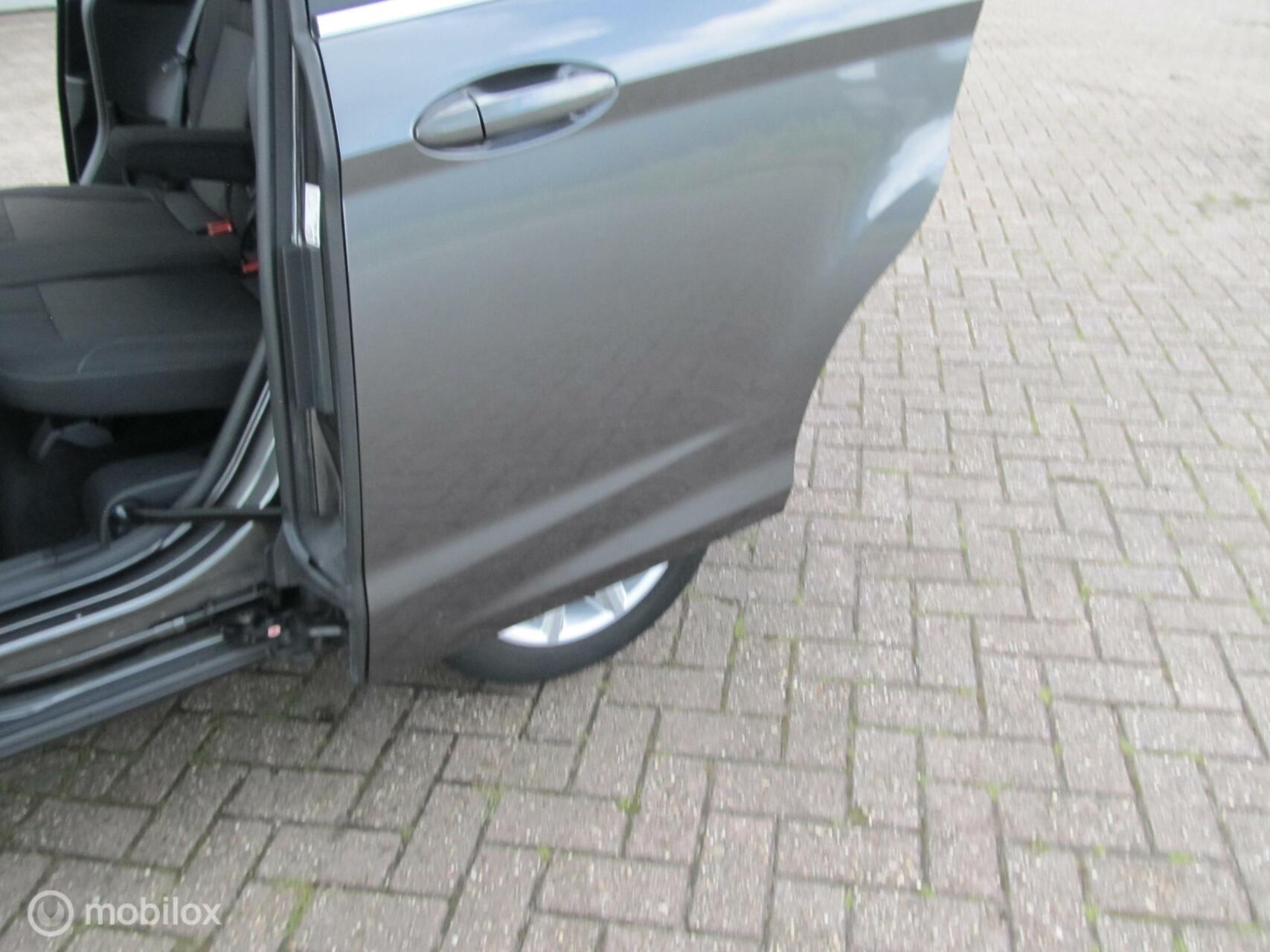Foto van Ford B-max