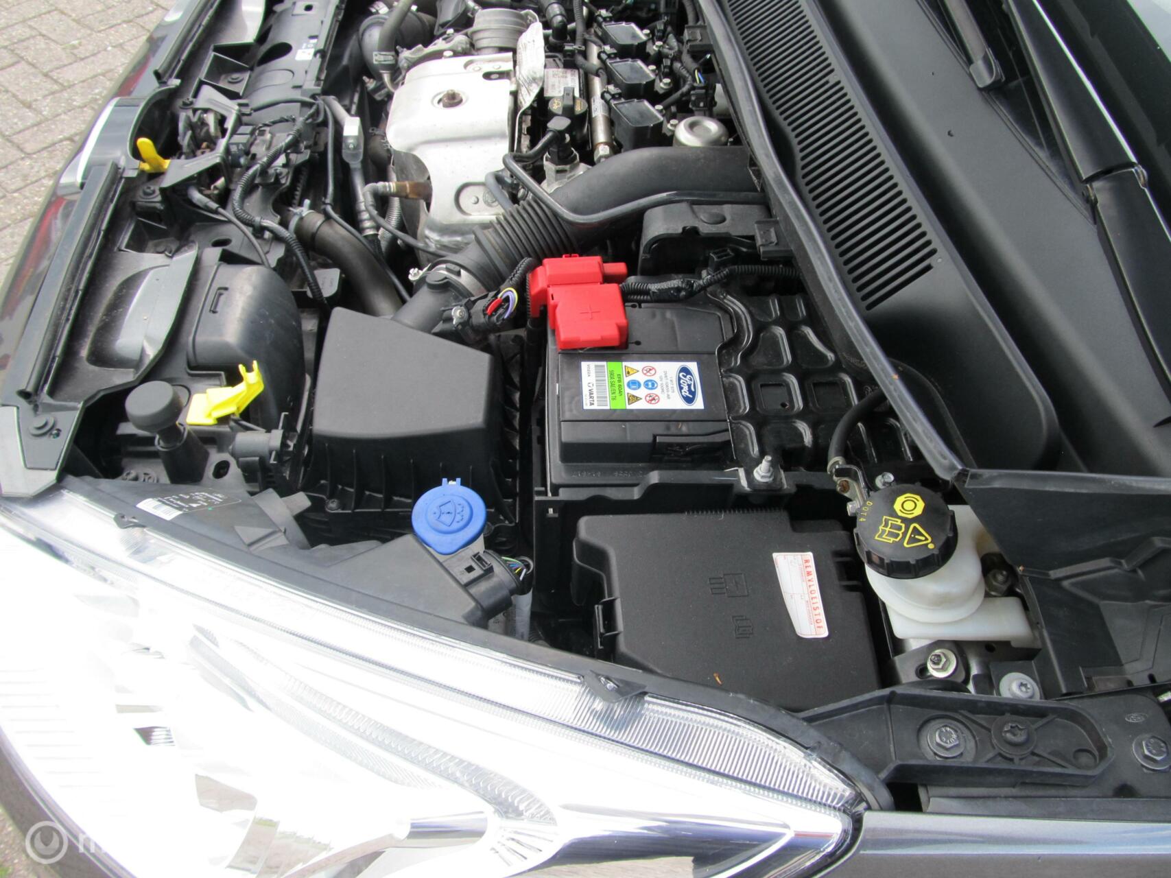 Foto van Ford B-max