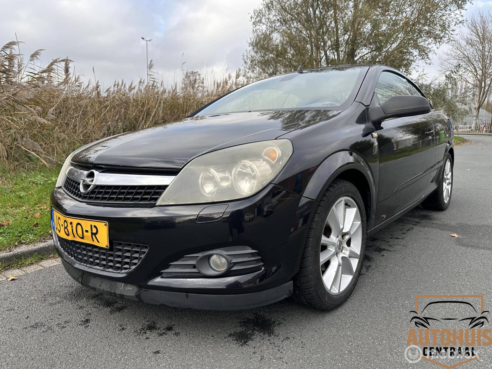 Foto van OPEL ASTRA TWIN TOP