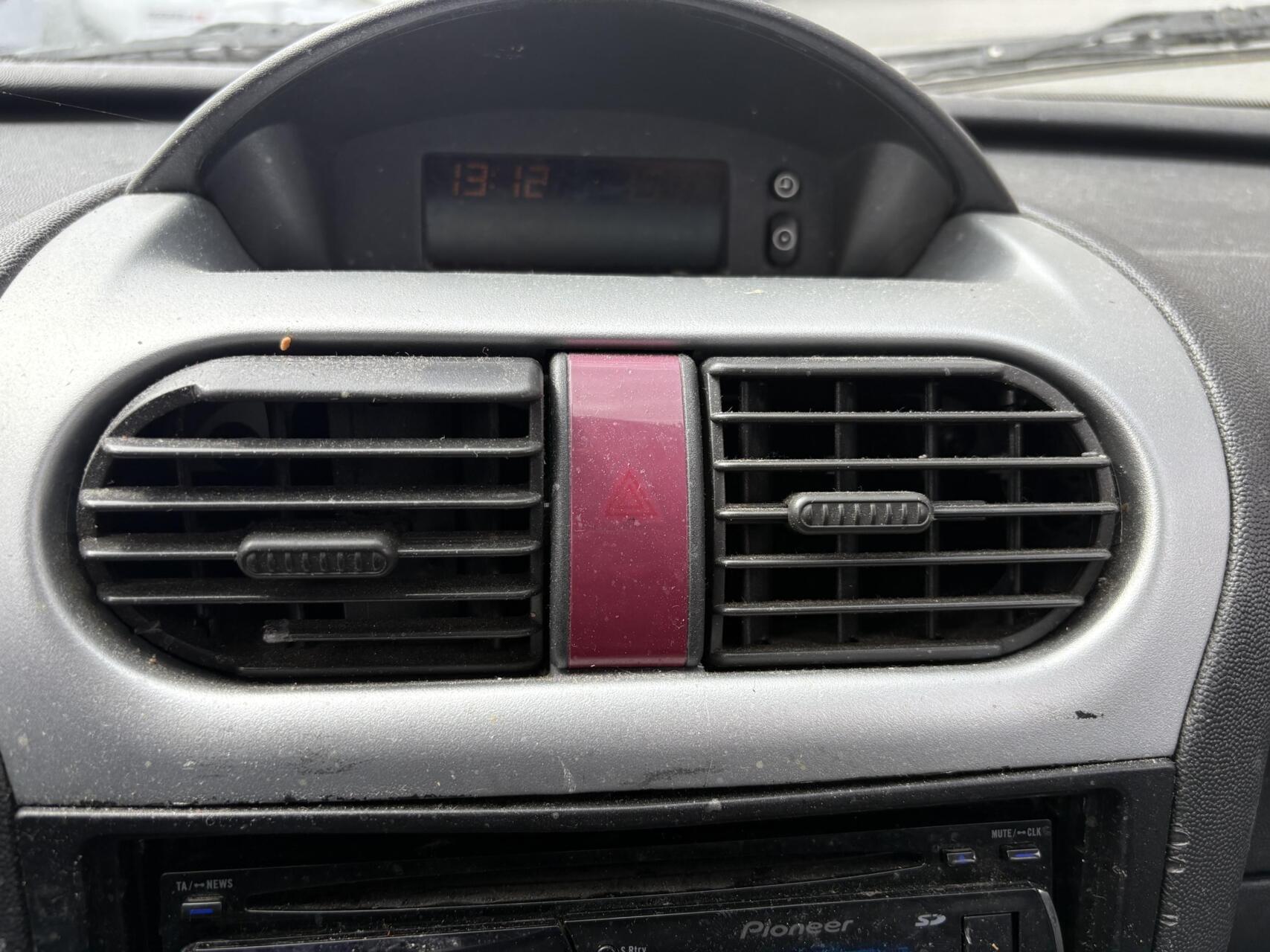 Foto van Opel Corsa-c
