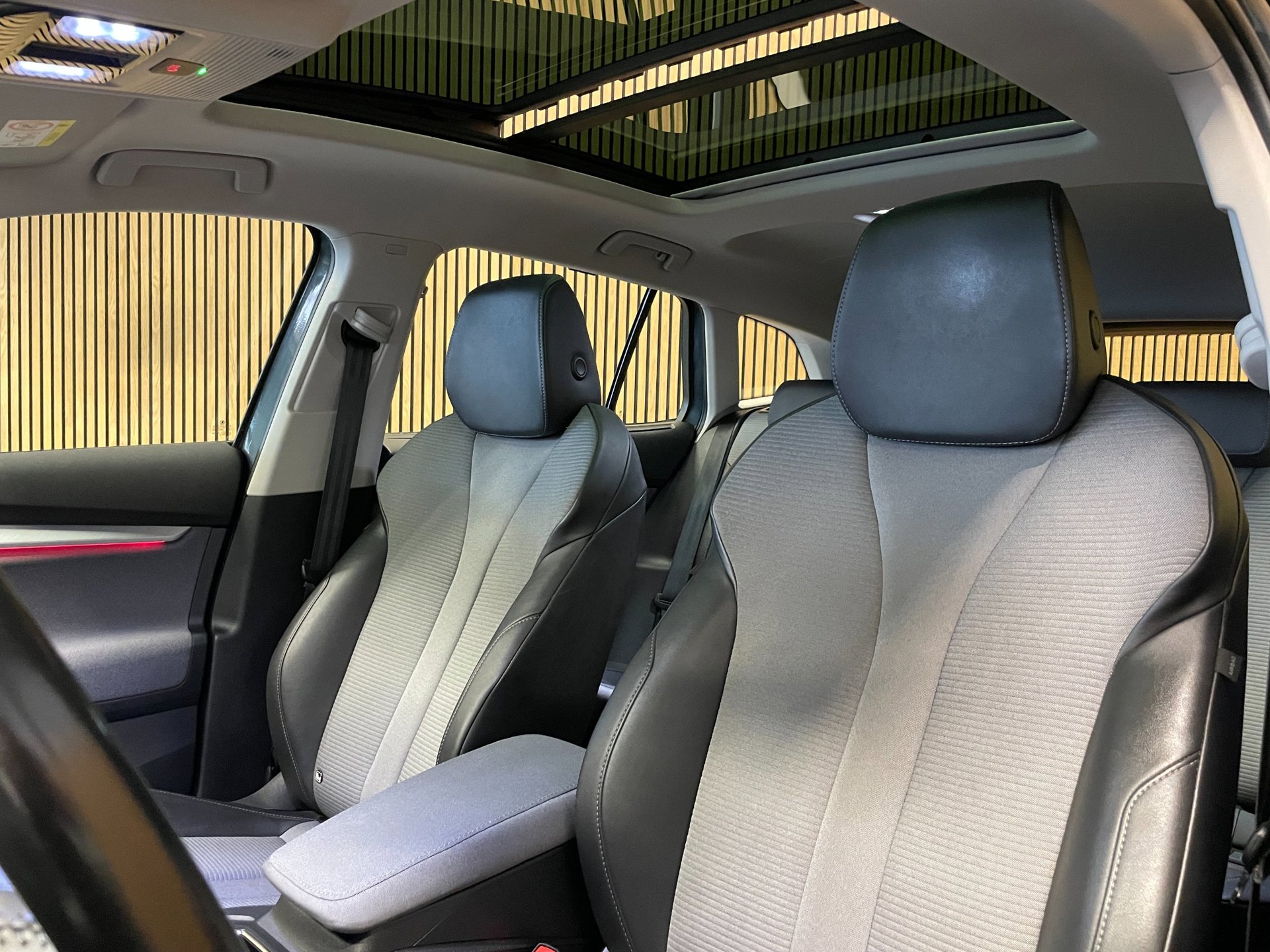 Foto van Skoda Enyaq 60