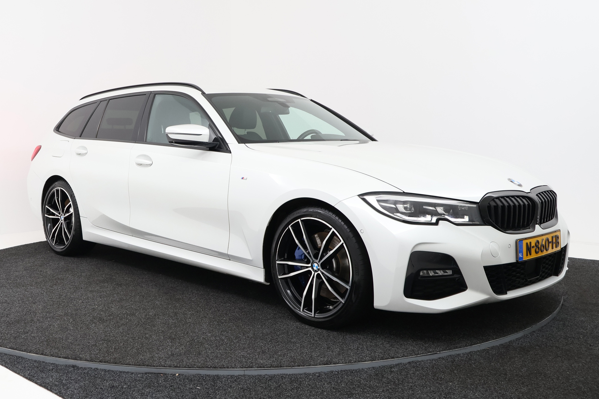 Foto van BMW 330i