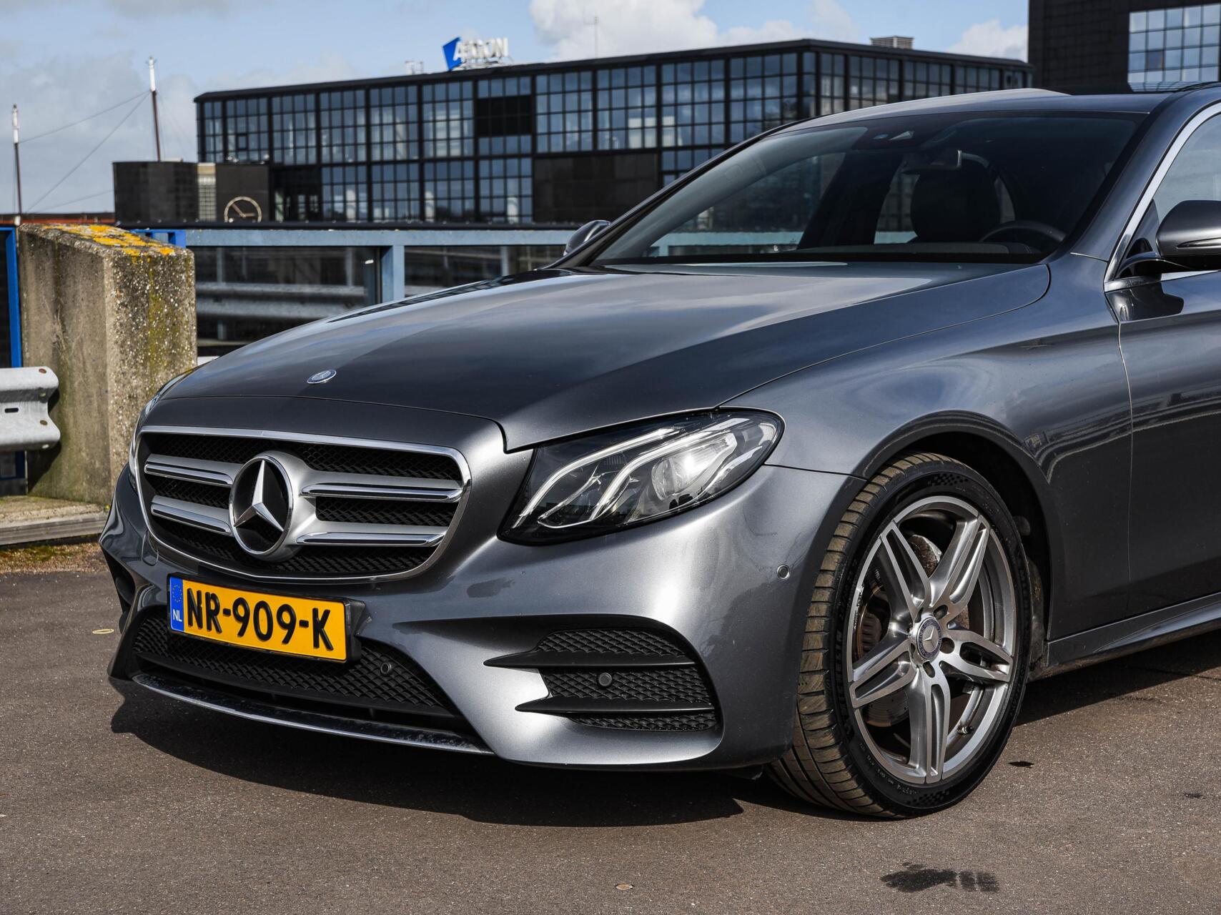 Foto van Mercedes-Benz E 220 D