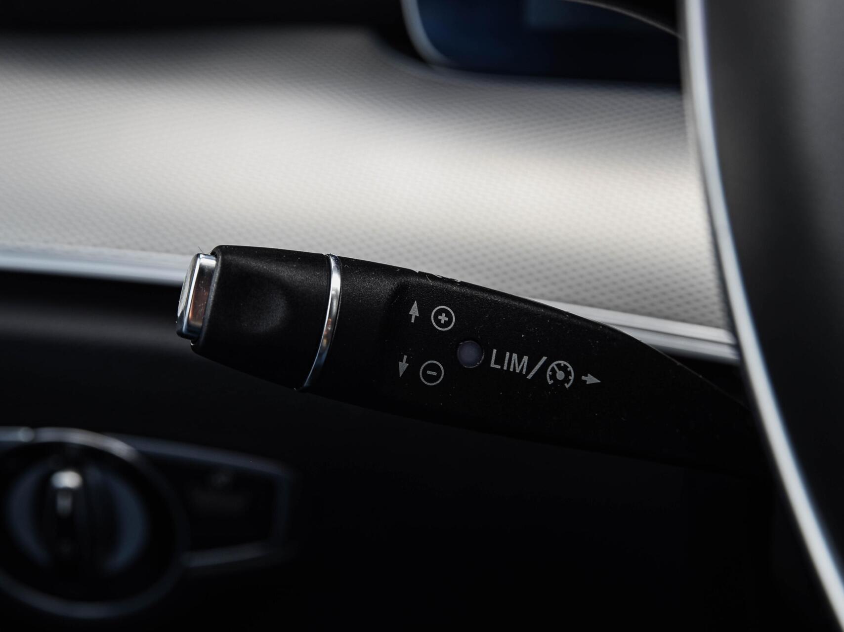 Foto van Mercedes-Benz E 220 D