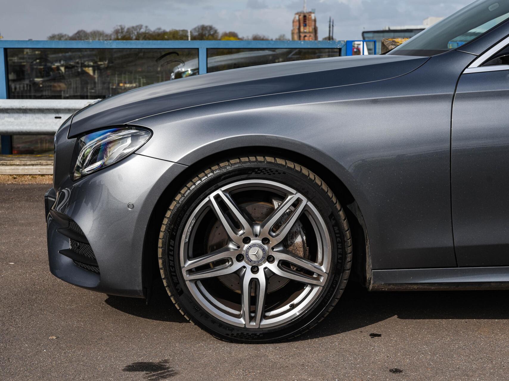 Foto van Mercedes-Benz E 220 D