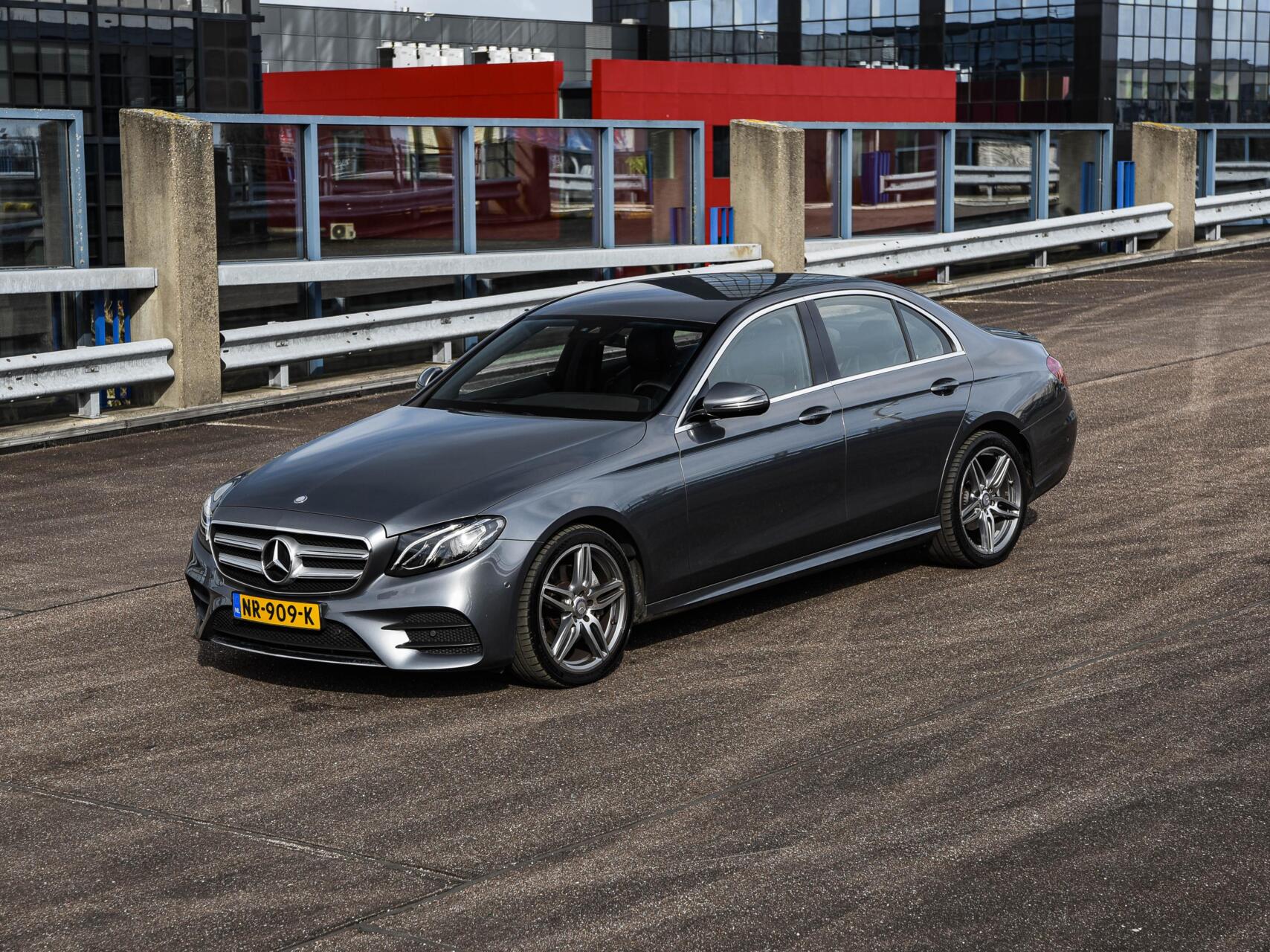 Foto van Mercedes-Benz E 220 D