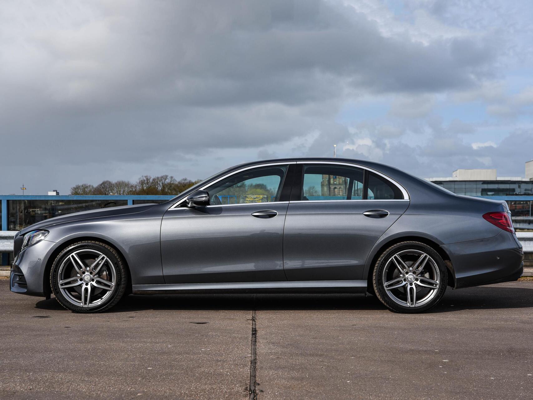 Foto van Mercedes-Benz E 220 D
