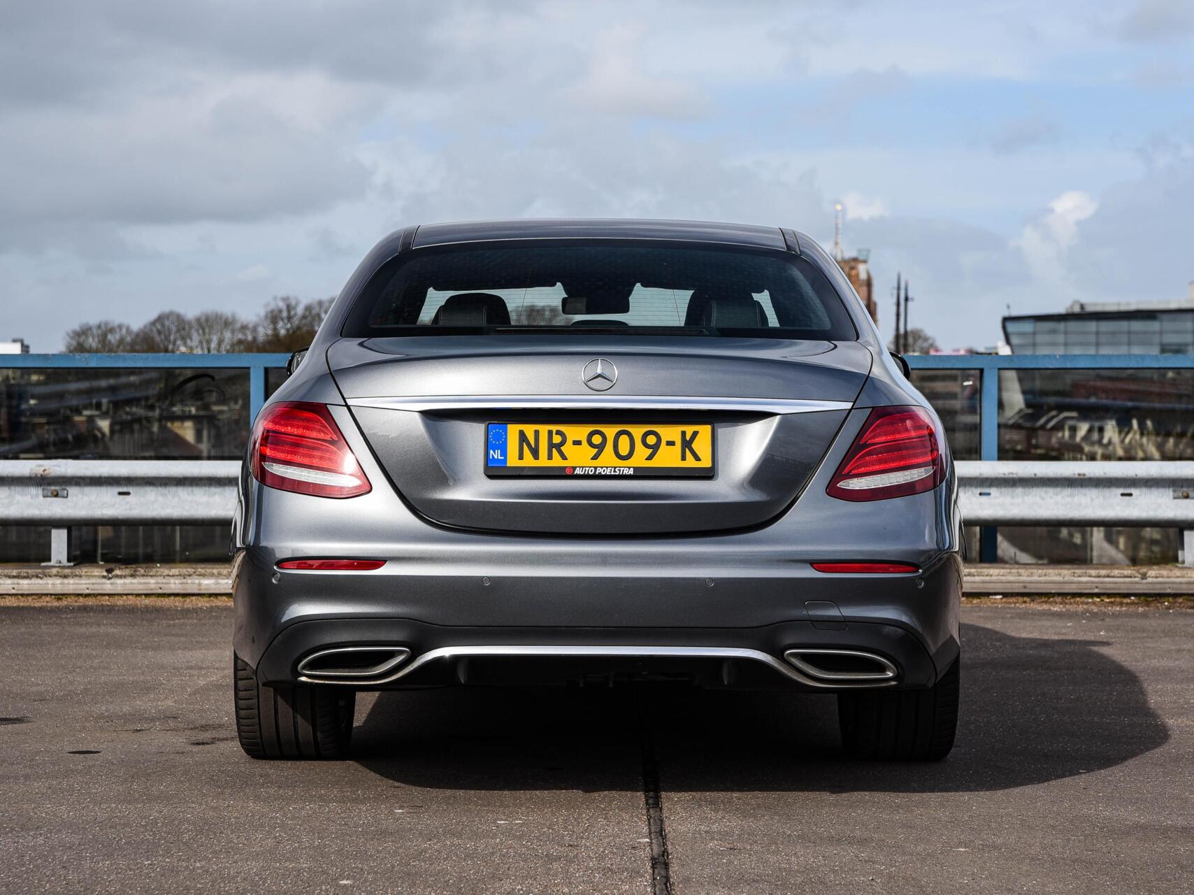 Foto van Mercedes-Benz E 220 D