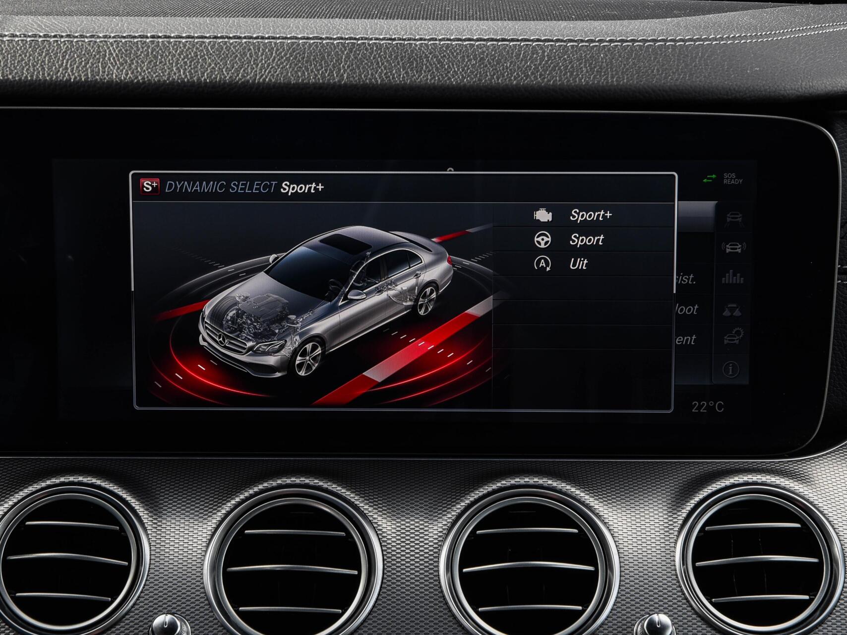 Foto van Mercedes-Benz E 220 D