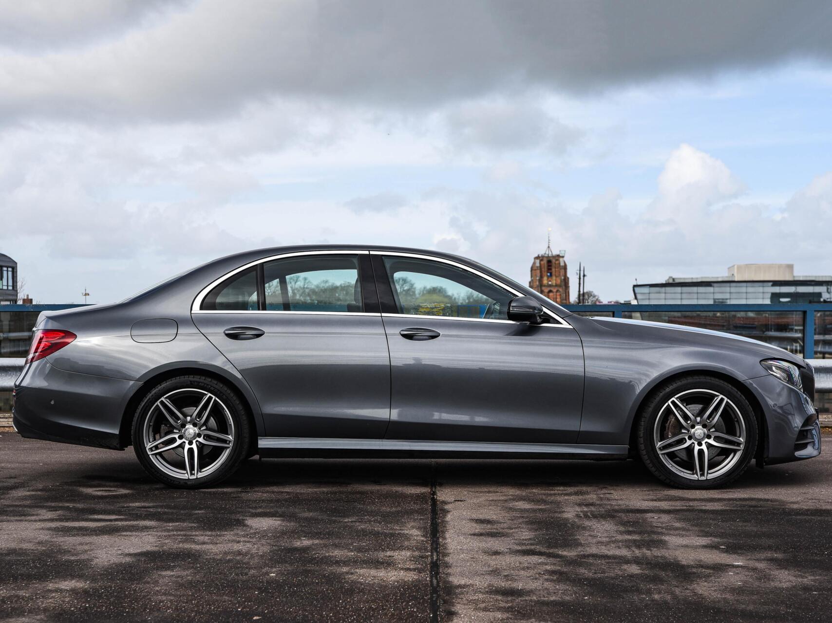 Foto van Mercedes-Benz E 220 D