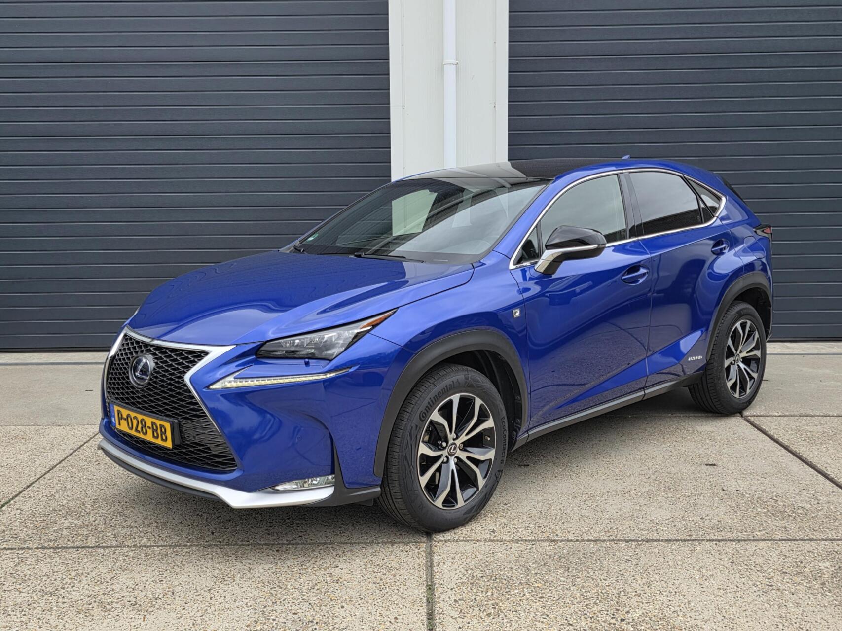 Foto van LEXUS LEXUS NX300H