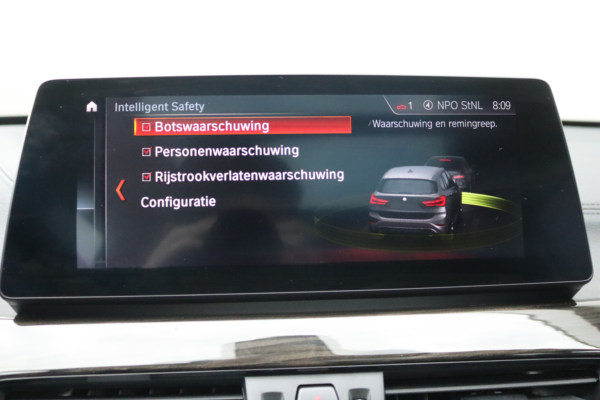 Foto van BMW X1 Xdrive25e