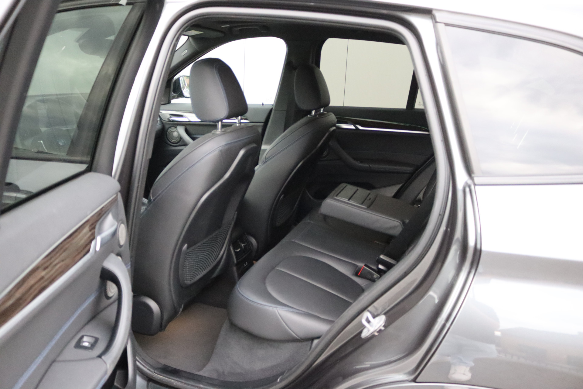 Foto van BMW X1 Xdrive25e